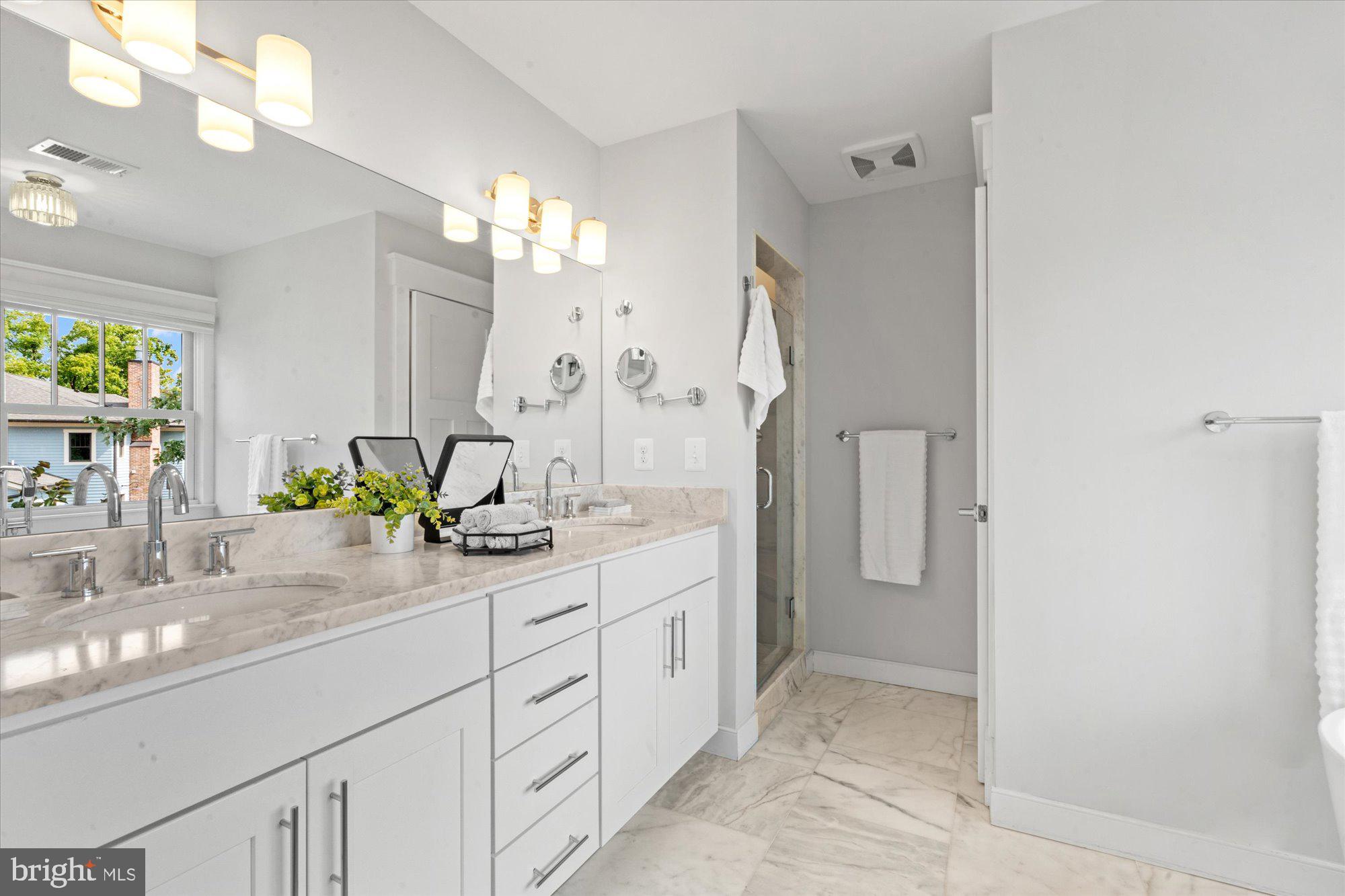 DEL RAY - Residential