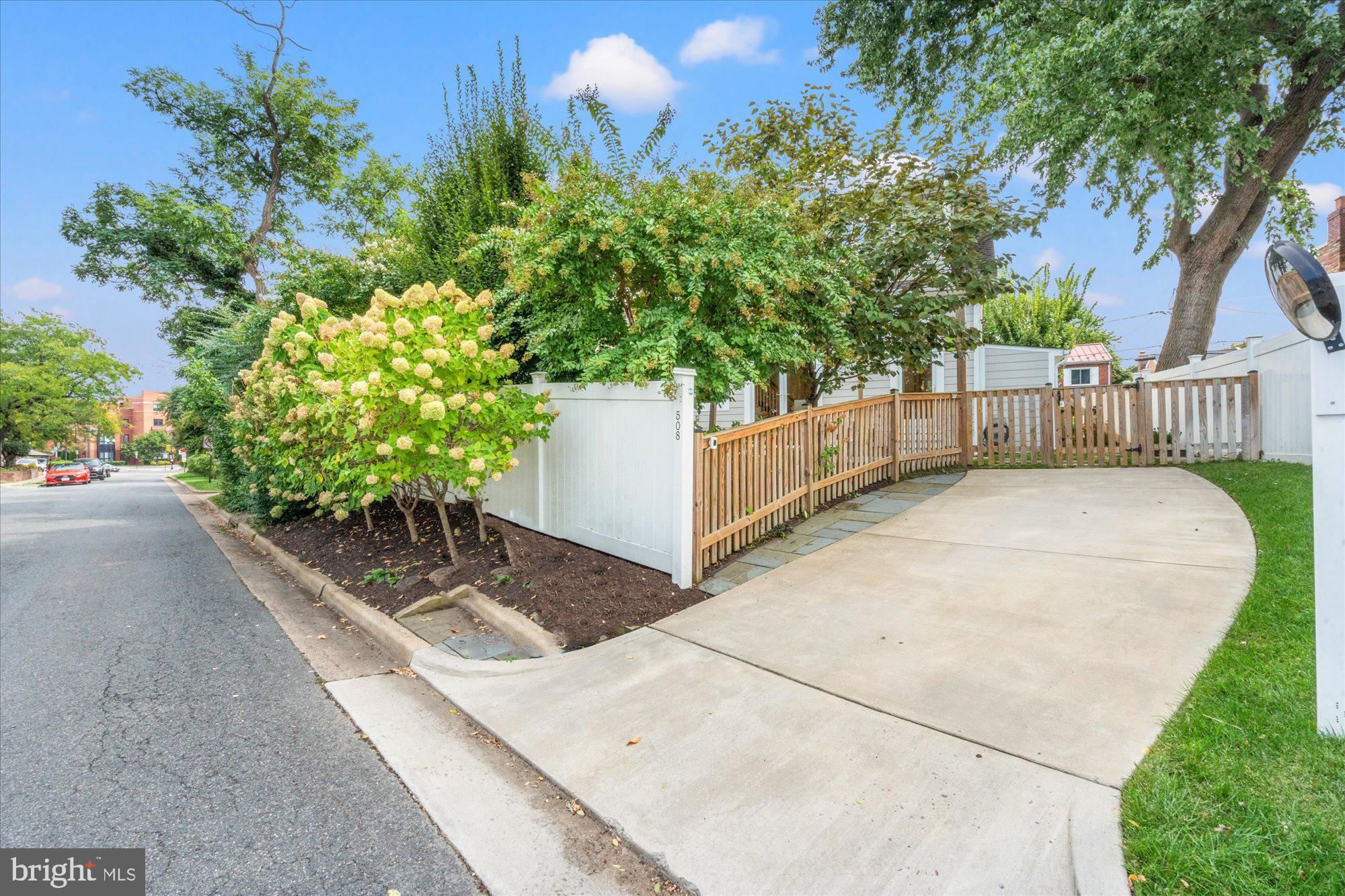 DEL RAY - Residential