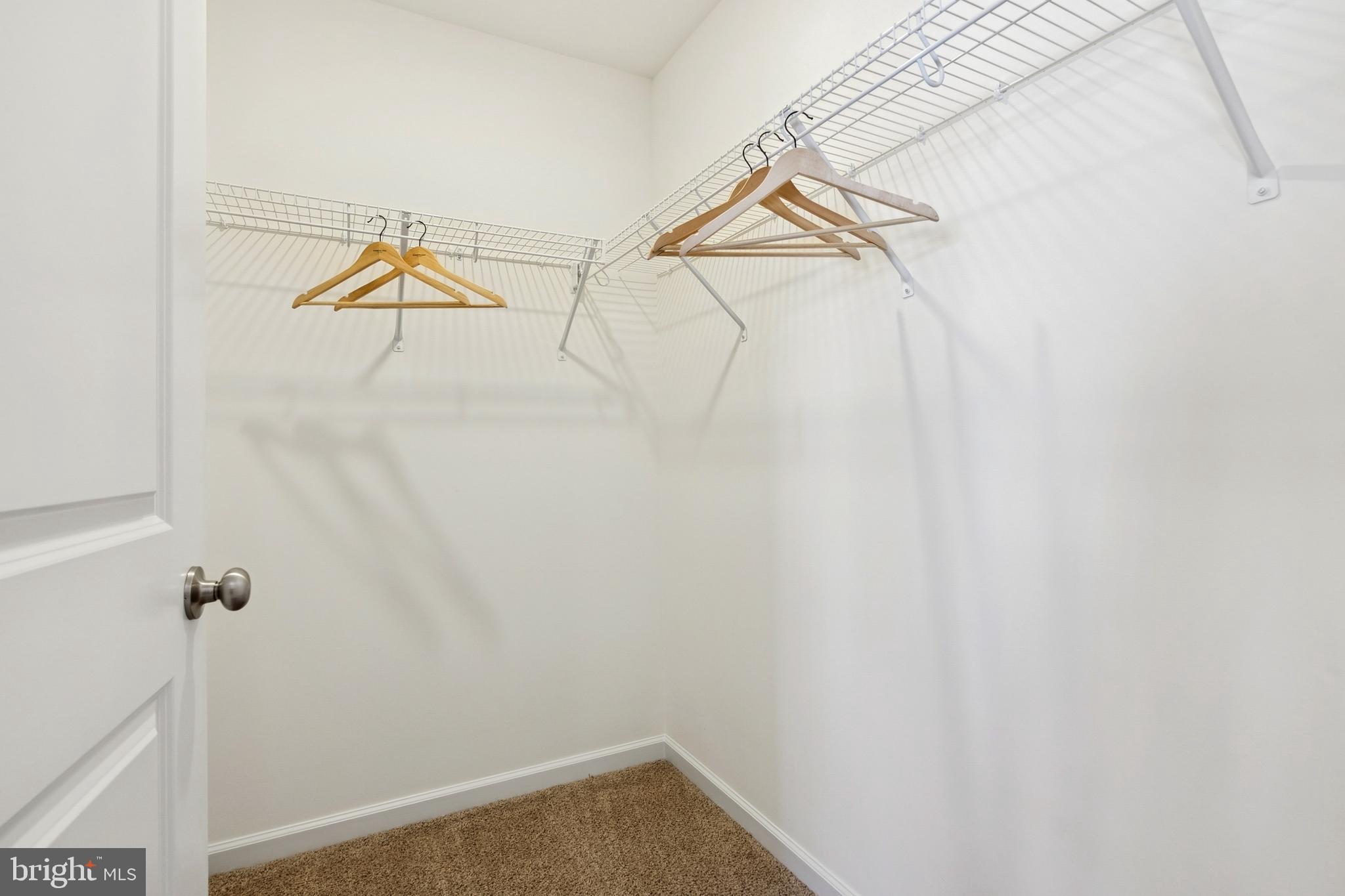 KINGS COURT AT BROWNSTONE - Residential