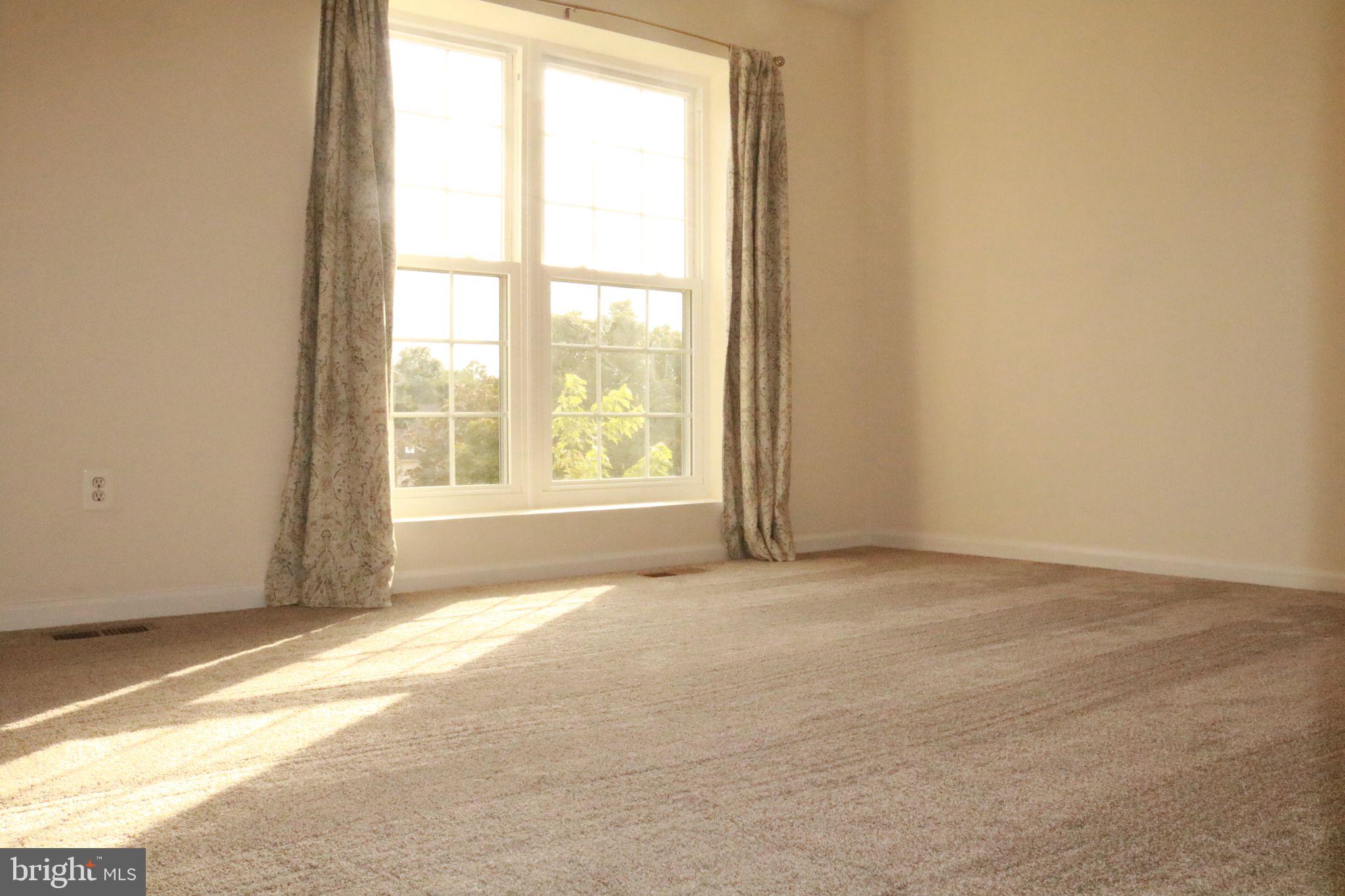 HIGHLAND MEWS - Residential