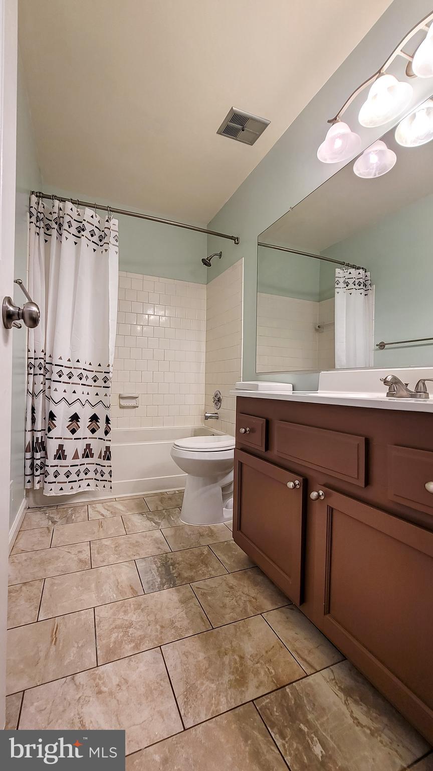 HIGHLAND MEWS - Residential