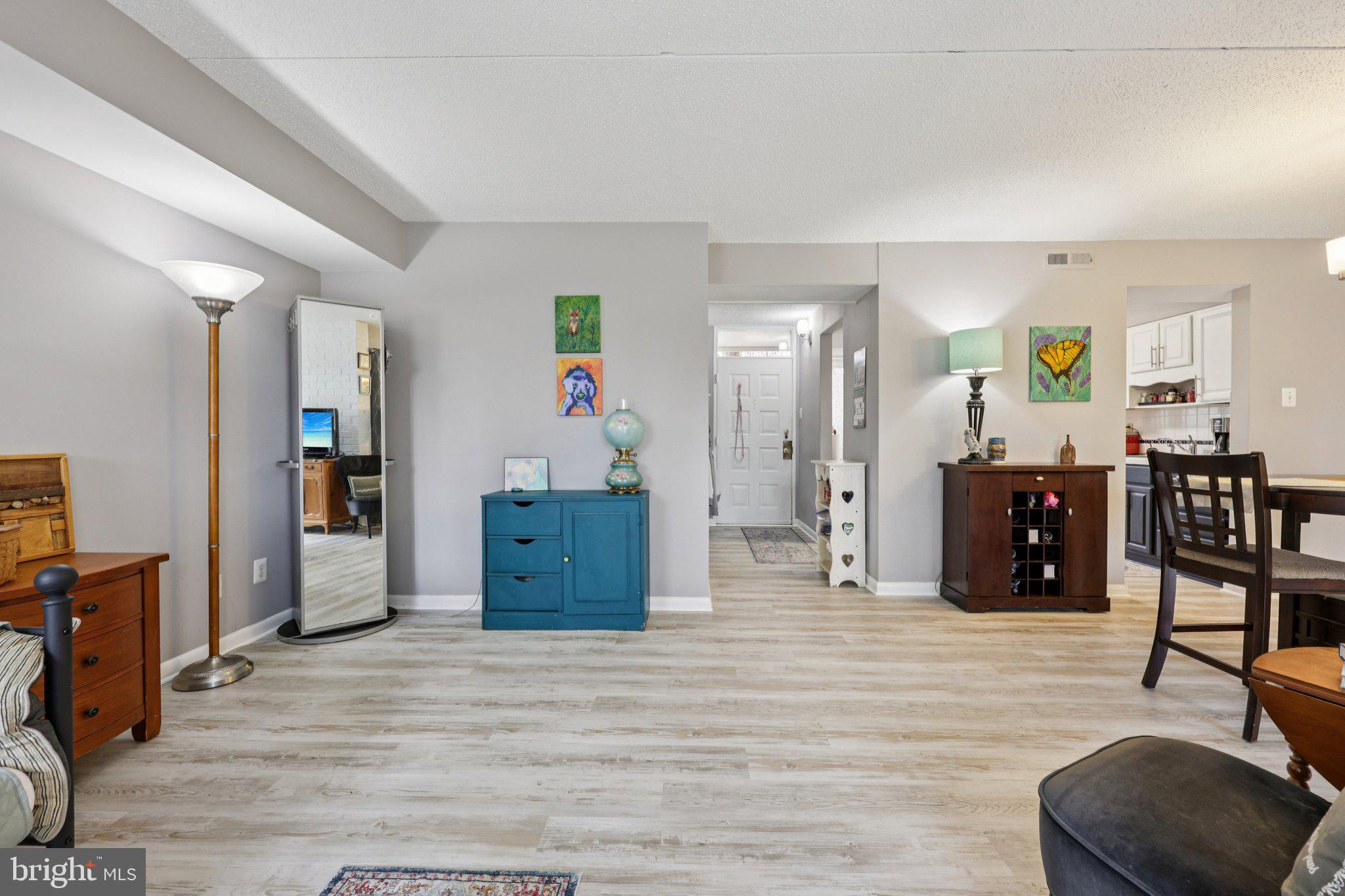 LAKEVIEW - Residential