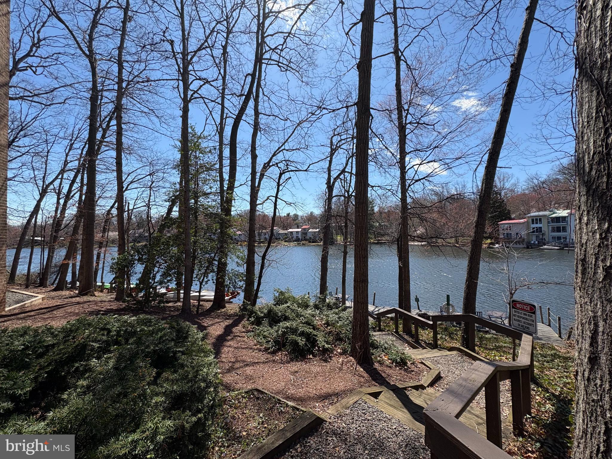 LAKEVIEW - Residential