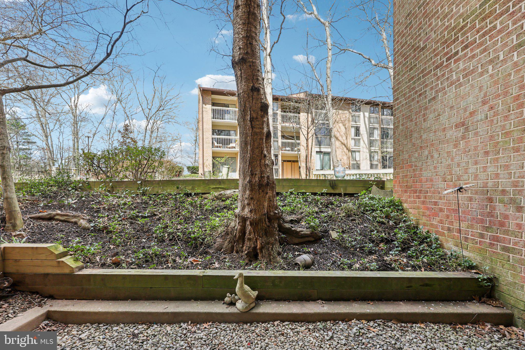 LAKEVIEW - Residential