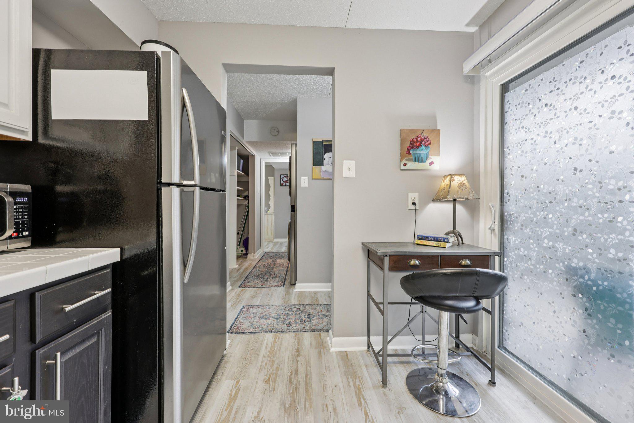 LAKEVIEW - Residential