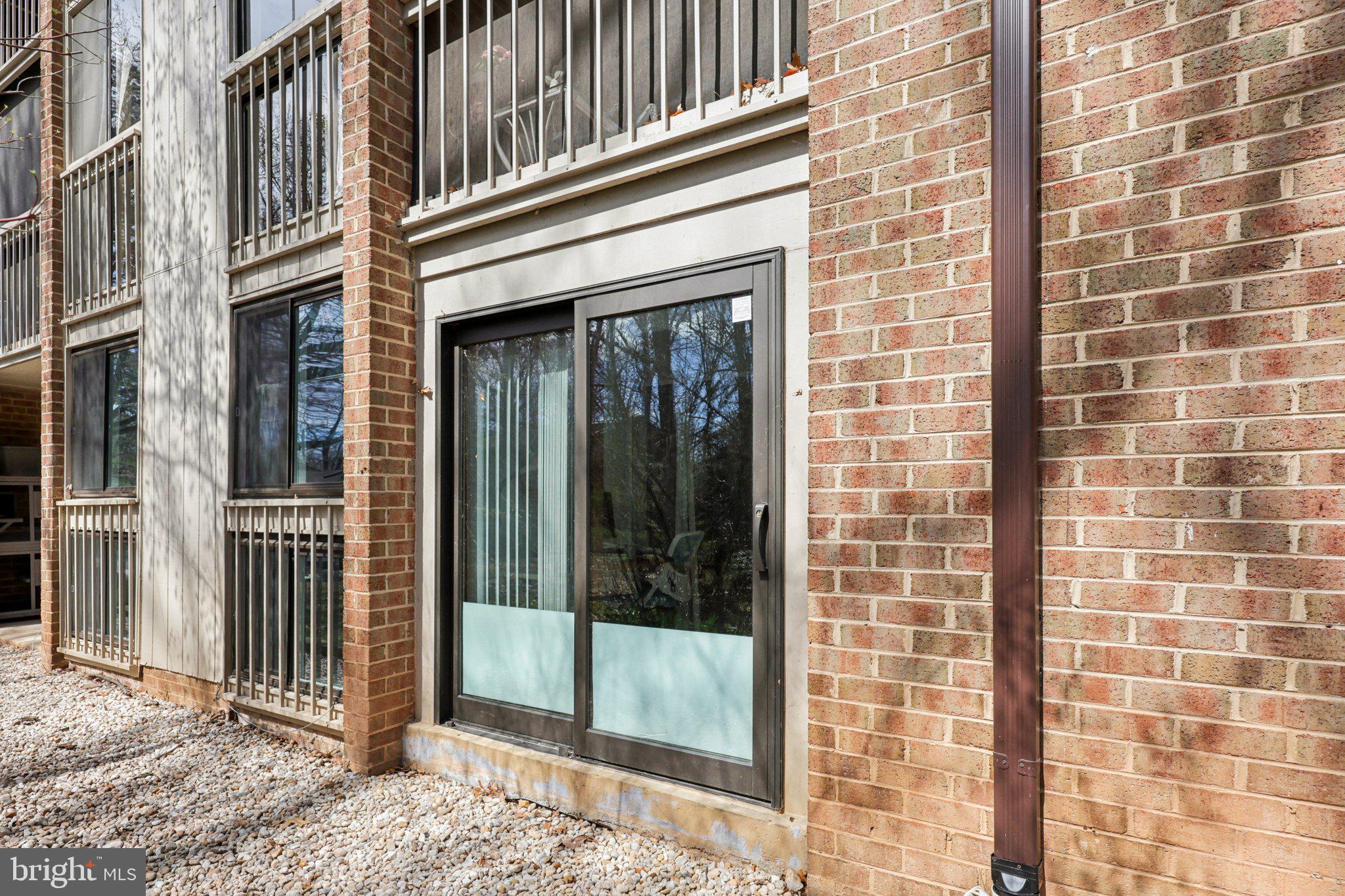 LAKEVIEW - Residential