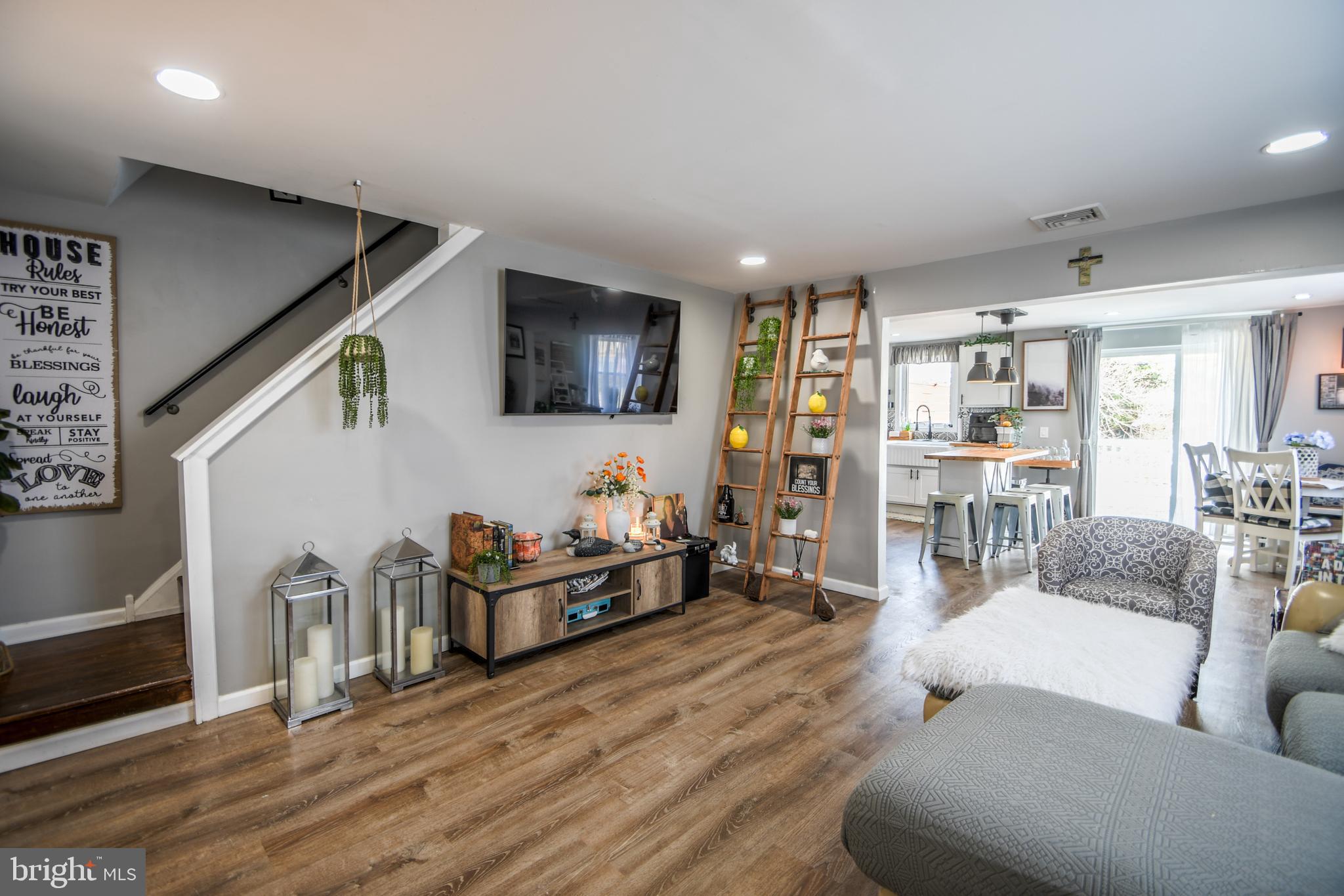 LEEDOM ESTS - Residential