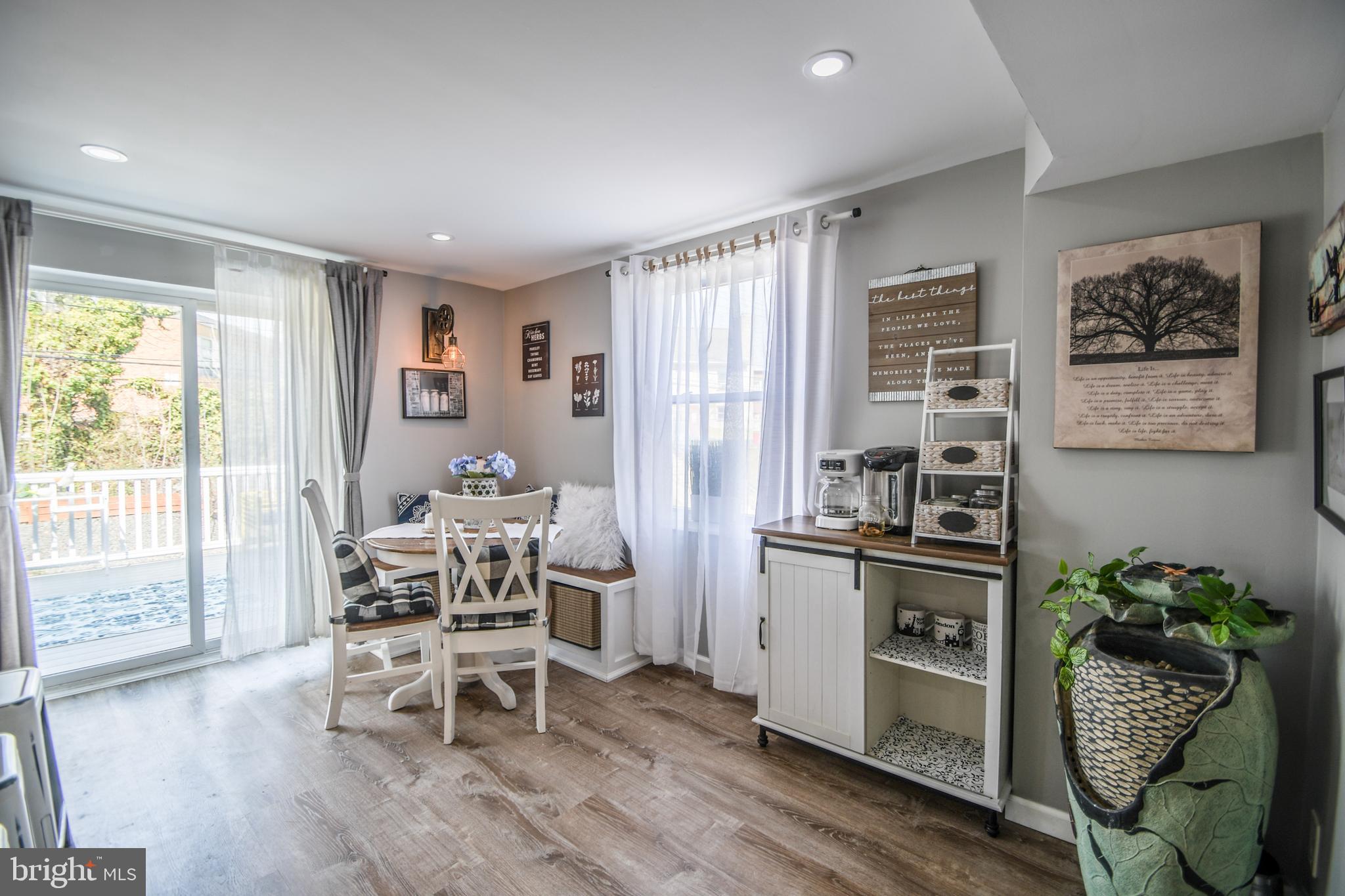 LEEDOM ESTS - Residential