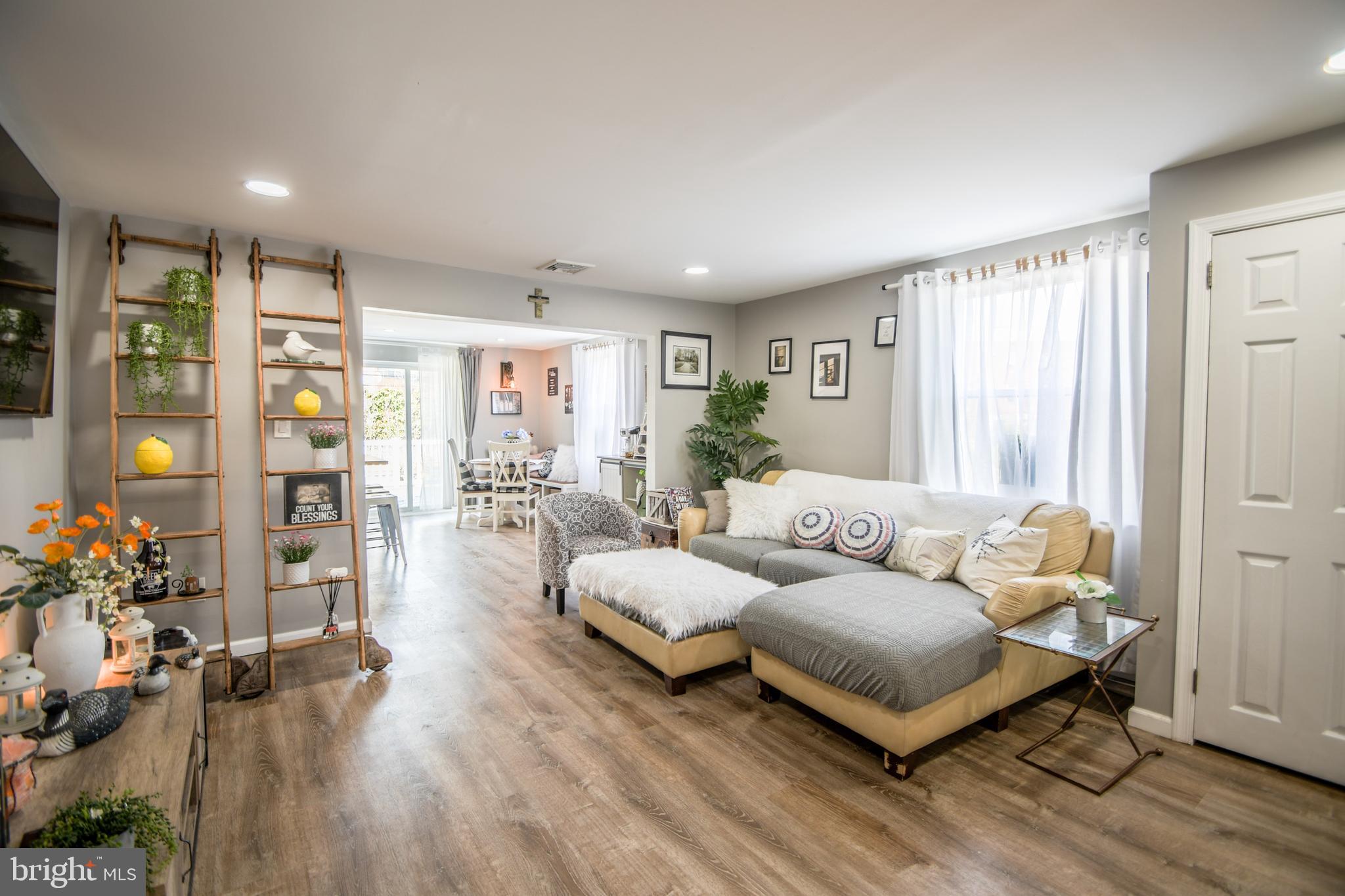 LEEDOM ESTS - Residential