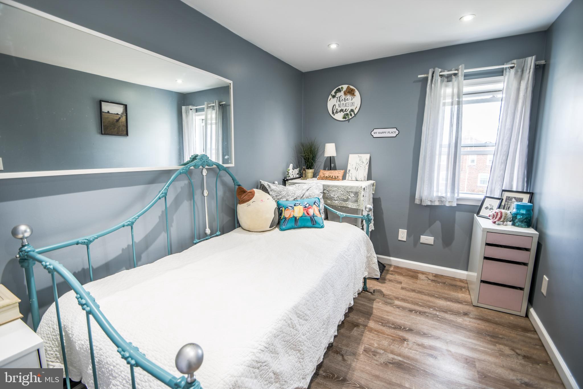 LEEDOM ESTS - Residential