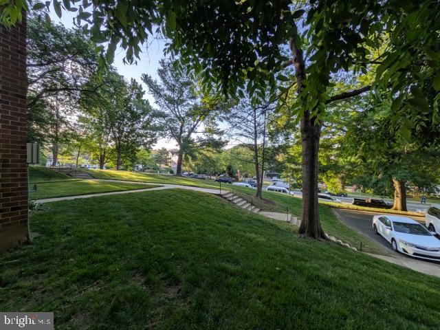 HERITAGE COURT - Residential