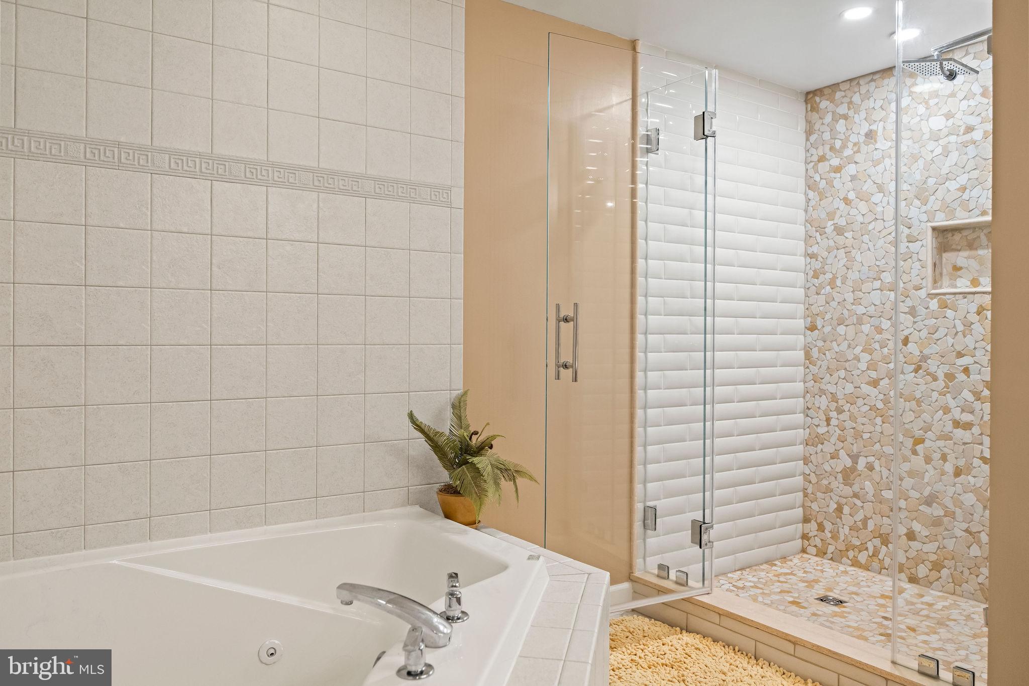 AVALON - Residential