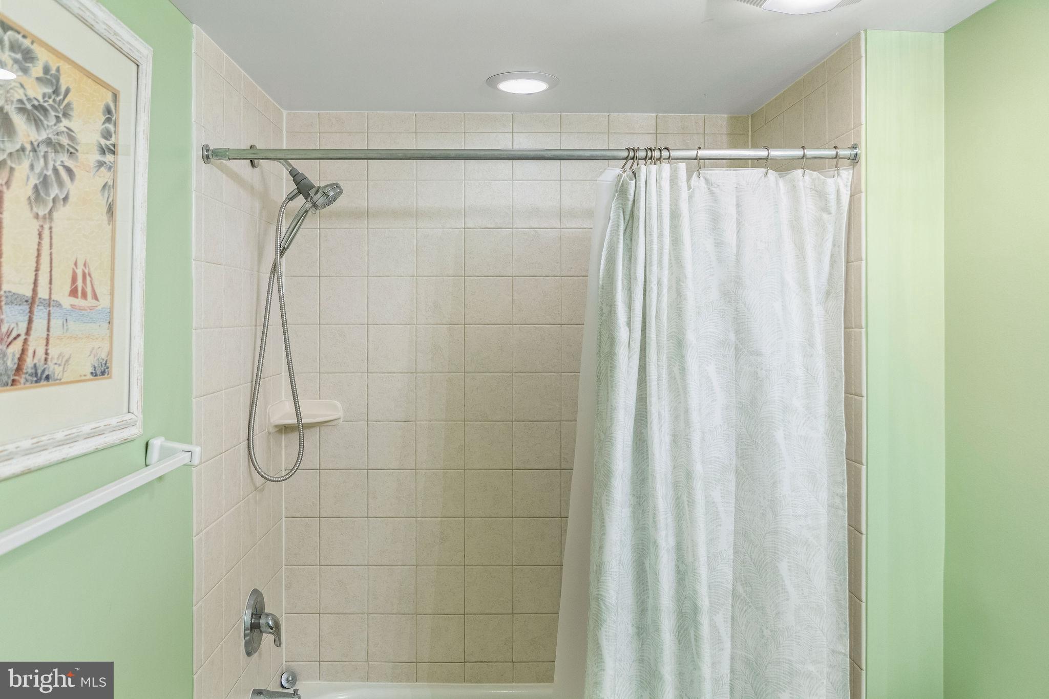 AVALON - Residential