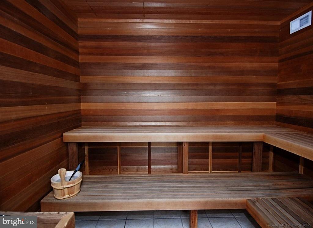 AVALON - Residential