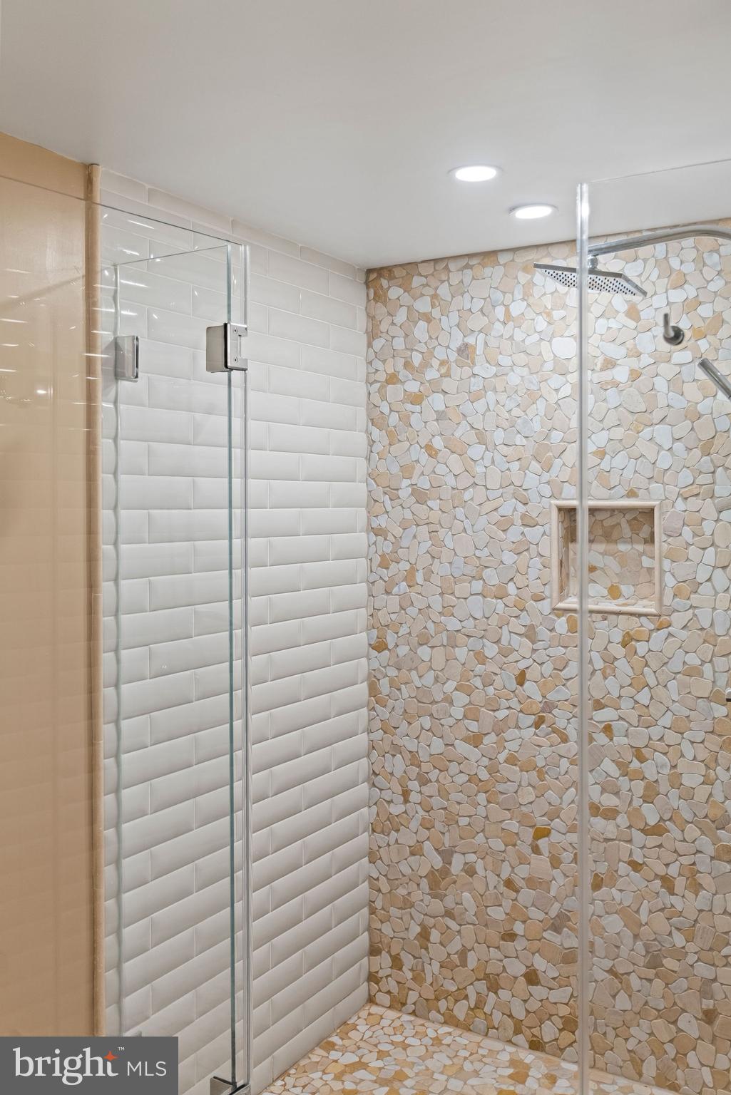 AVALON - Residential