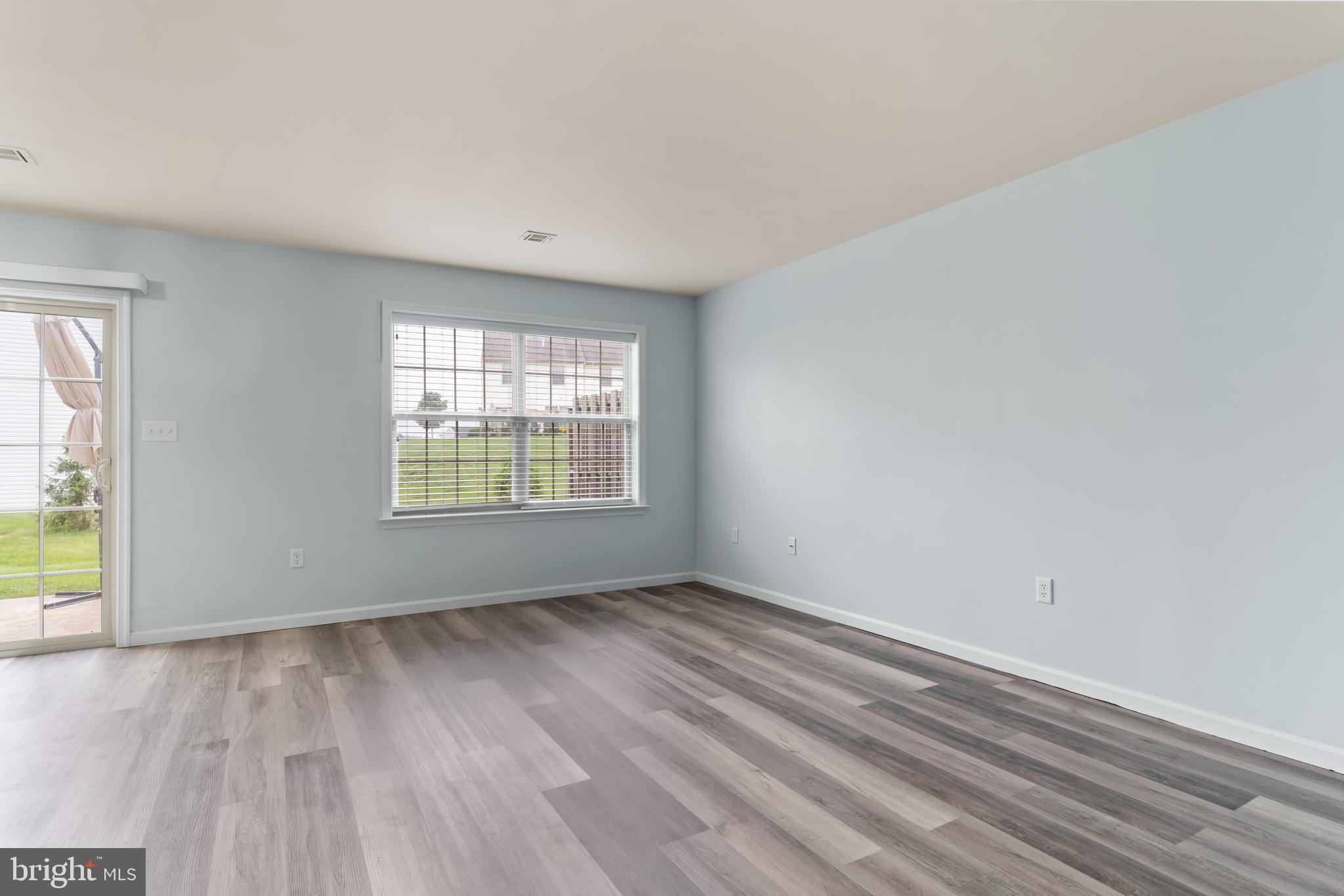MELBOURNE PLACE - Residential Lease