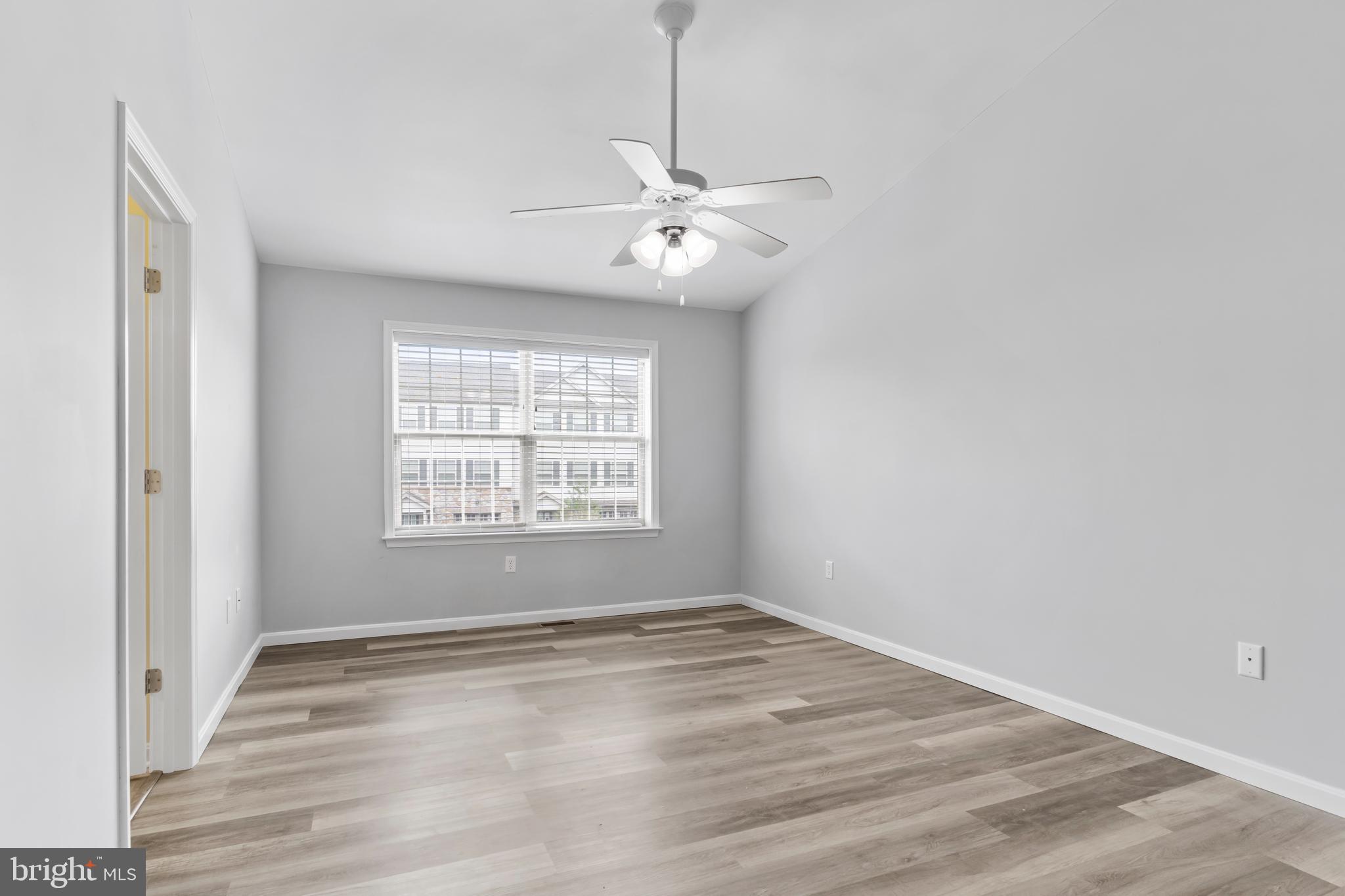 MELBOURNE PLACE - Residential Lease