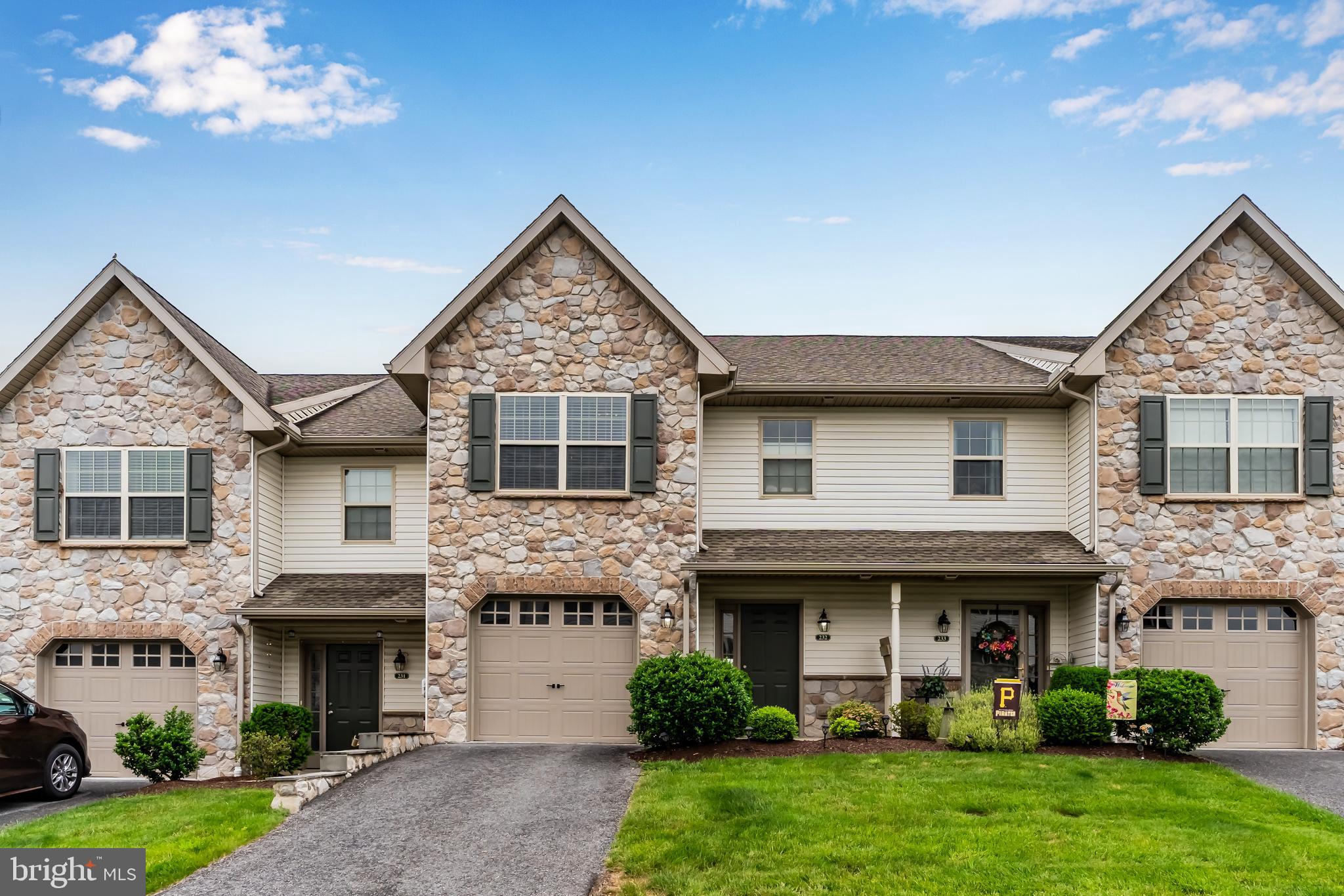Welcome to this beautifully maintained 3-bedroom, 2.5-bath home in a quiet and newer-built community in Mechanicsburg. Built in 2017 and thoughtfully updated, this home features brand-new luxury vinyl plank flooring throughout, combining style with easy maintenance.
Enjoy an open-concept layout with a spacious kitchen, living room, and dining area—perfect for entertaining or relaxing at home. The second-floor laundry includes a washer and dryer for your convenience, making daily living more efficient.
Additional perks include private parking with a one-car garage and driveway. Plus, the HOA takes care of lawn maintenance and snow removal, giving you more time to enjoy your home without the hassle.
Located in a peaceful neighborhood with modern charm and convenient access to local amenities, this home is a perfect blend of comfort and practicality.