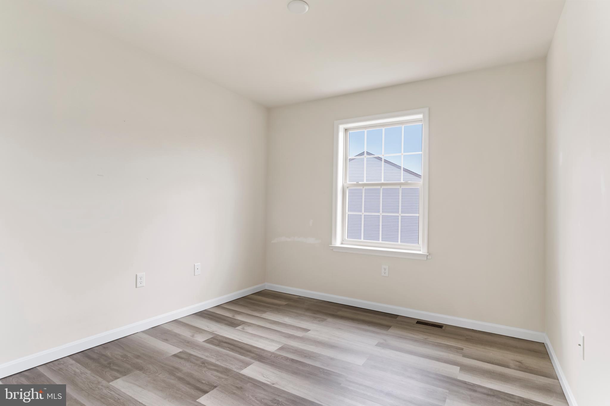MELBOURNE PLACE - Residential Lease