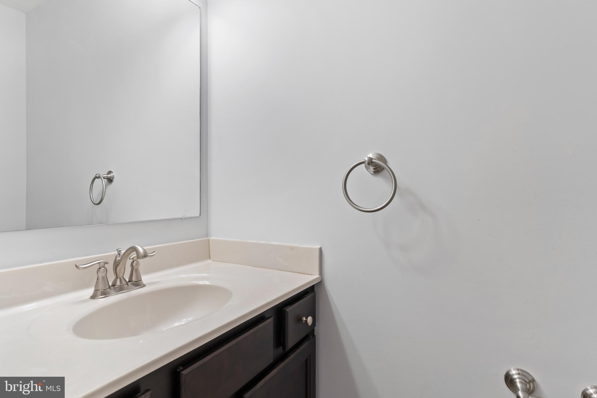 MELBOURNE PLACE - Residential Lease