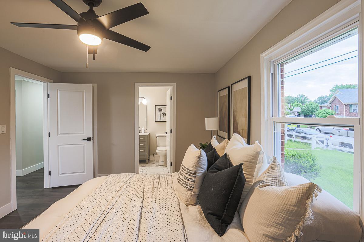 PARKVILLE - Residential