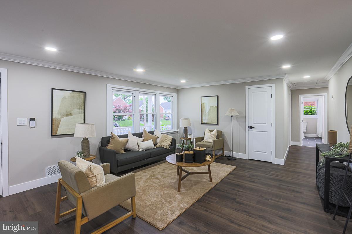 PARKVILLE - Residential