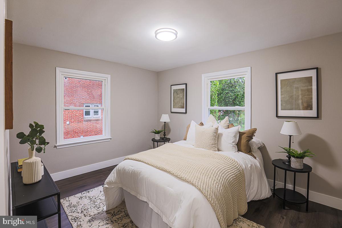 PARKVILLE - Residential