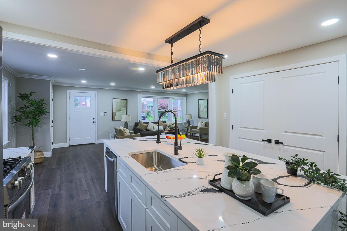 PARKVILLE - Residential