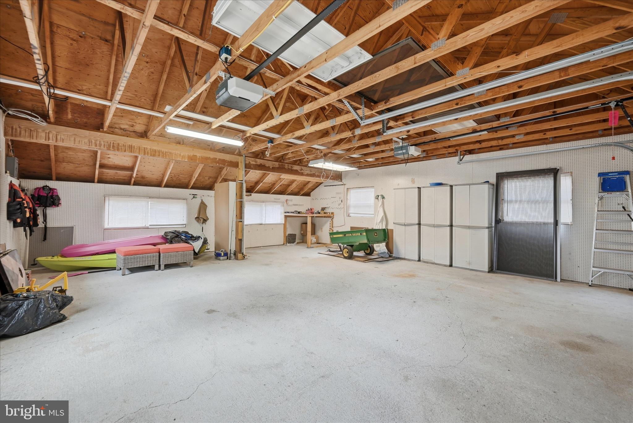 FOX RIDGE FARMS - Residential