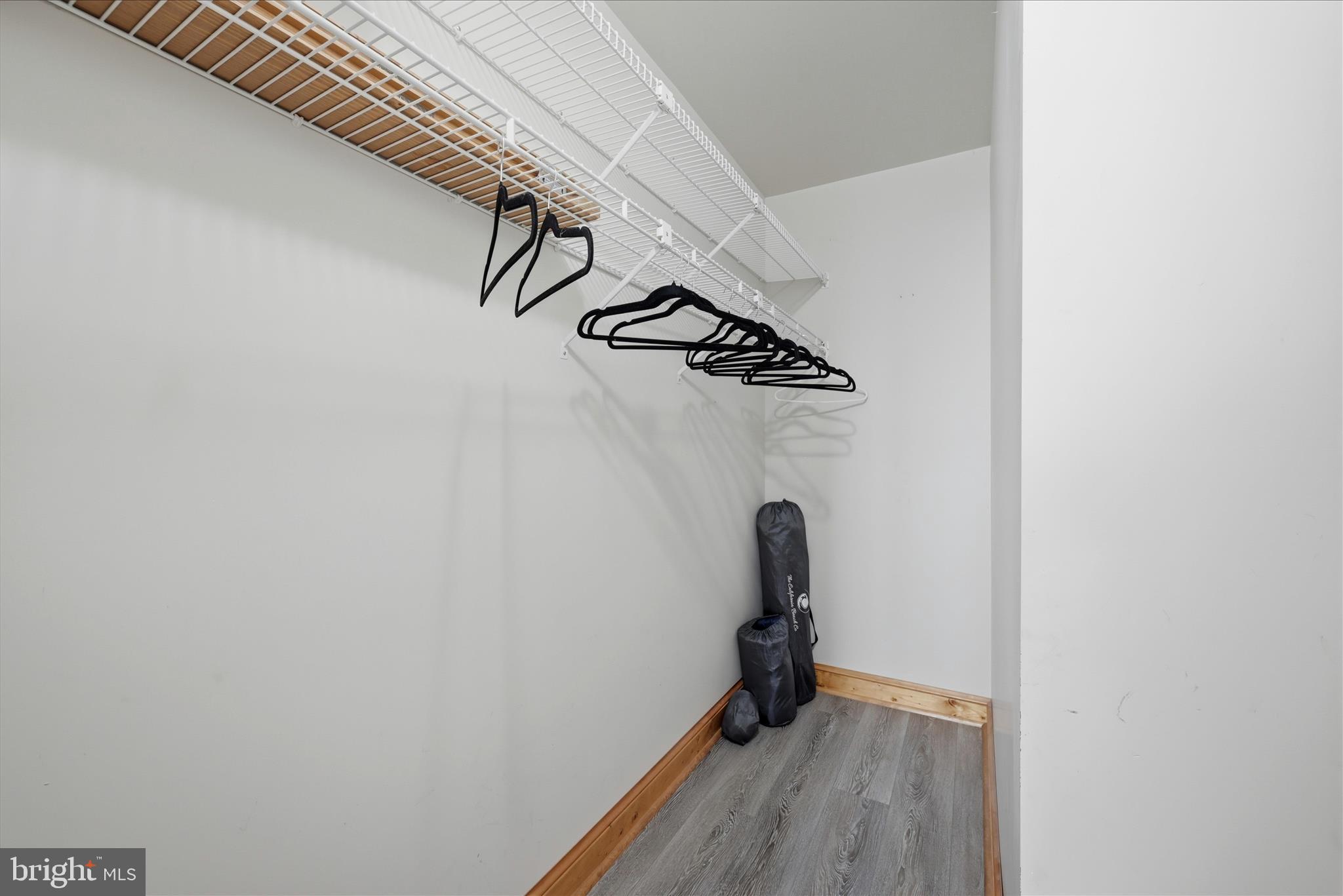 FOX RIDGE FARMS - Residential