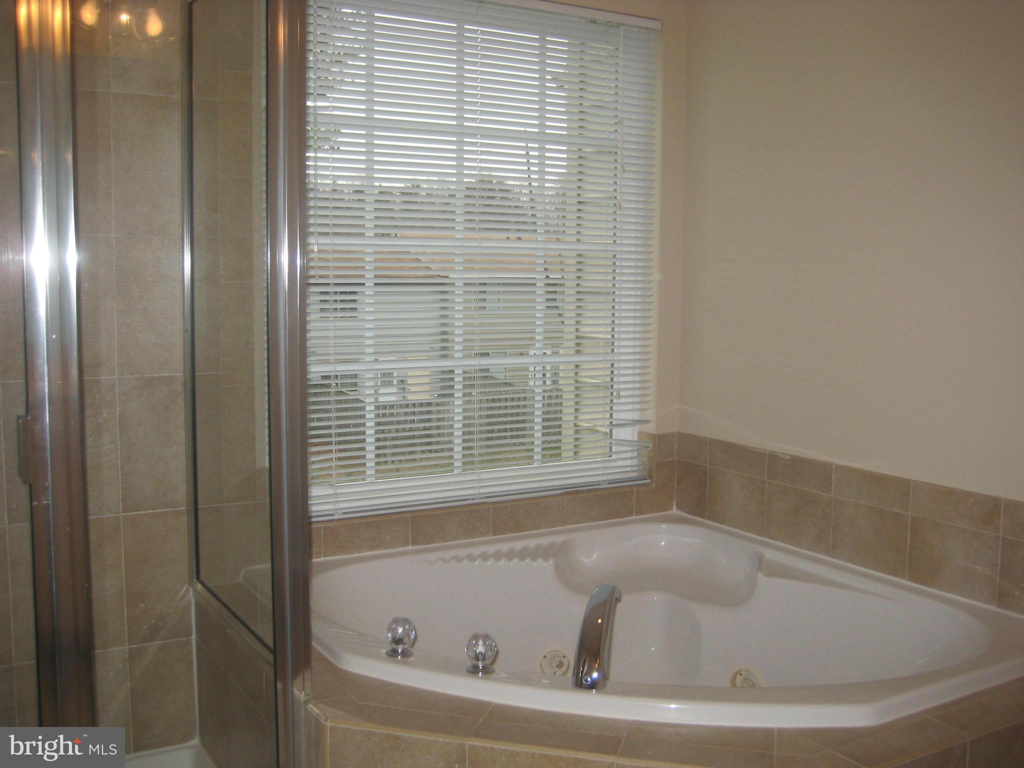 VICTORIA'S LANDING - Residential Lease