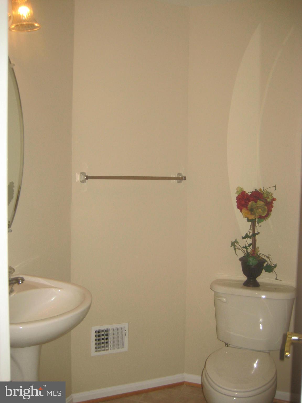 VICTORIA'S LANDING - Residential Lease