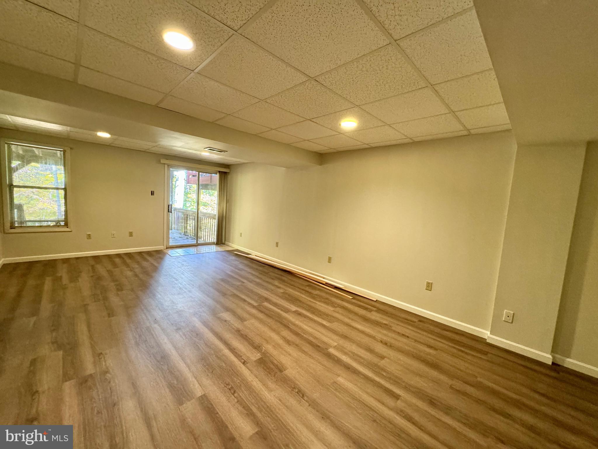 RIVERCHASE - Residential Lease