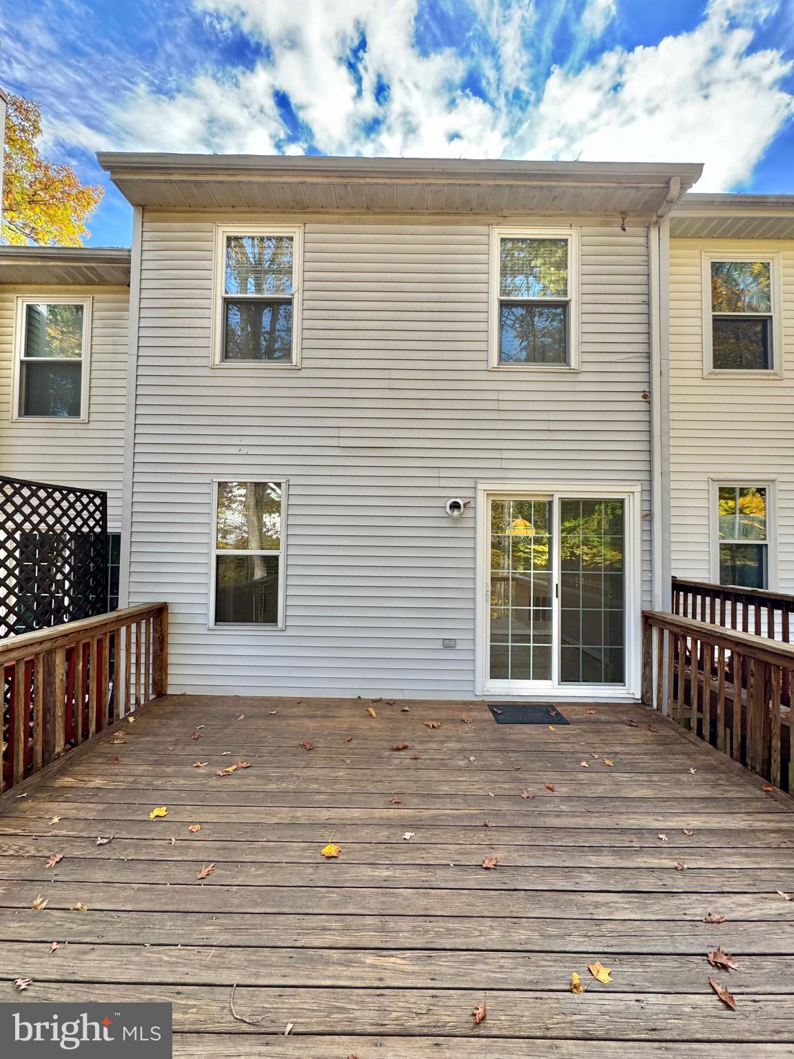 RIVERCHASE - Residential Lease