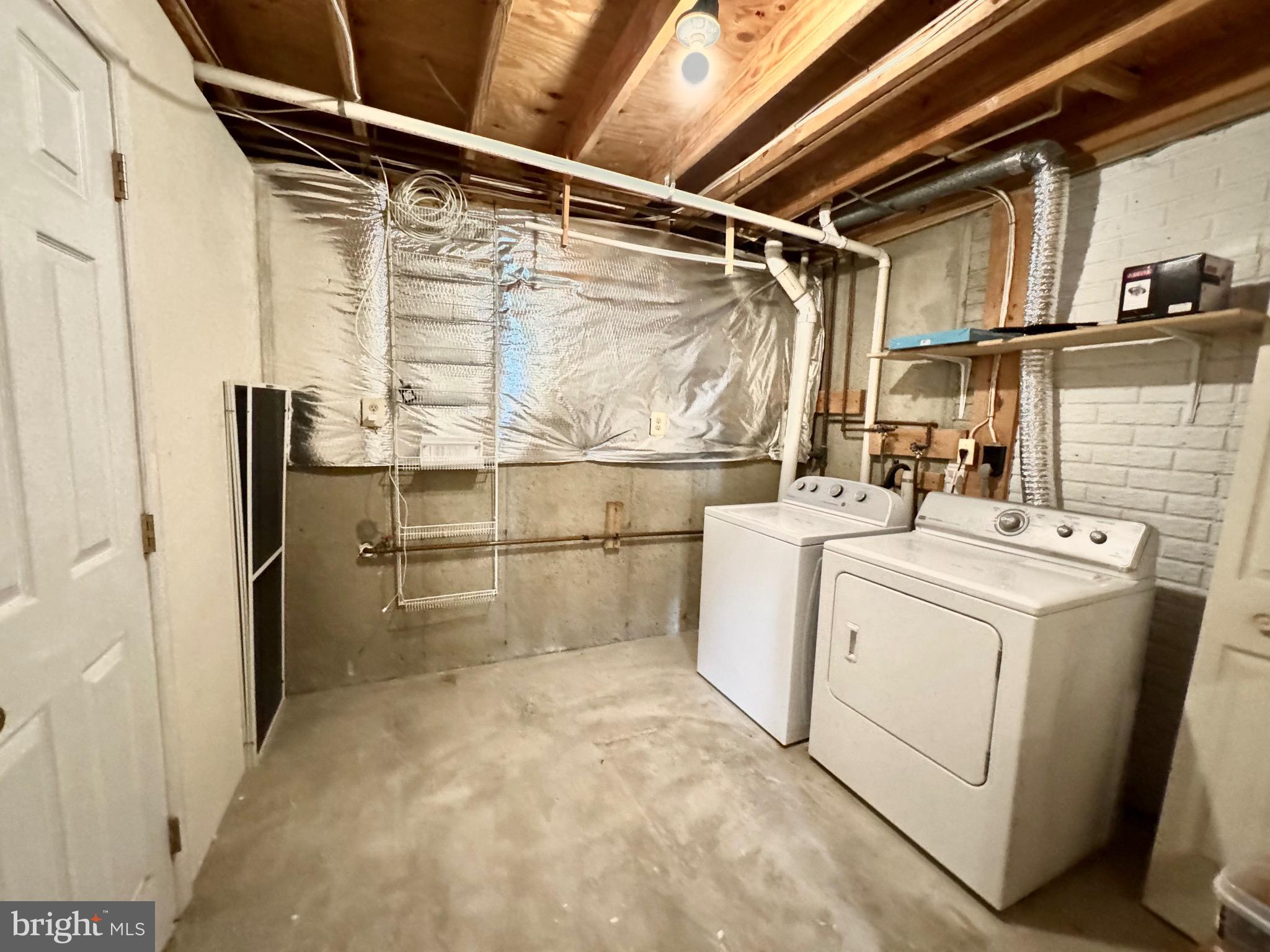 RIVERCHASE - Residential Lease