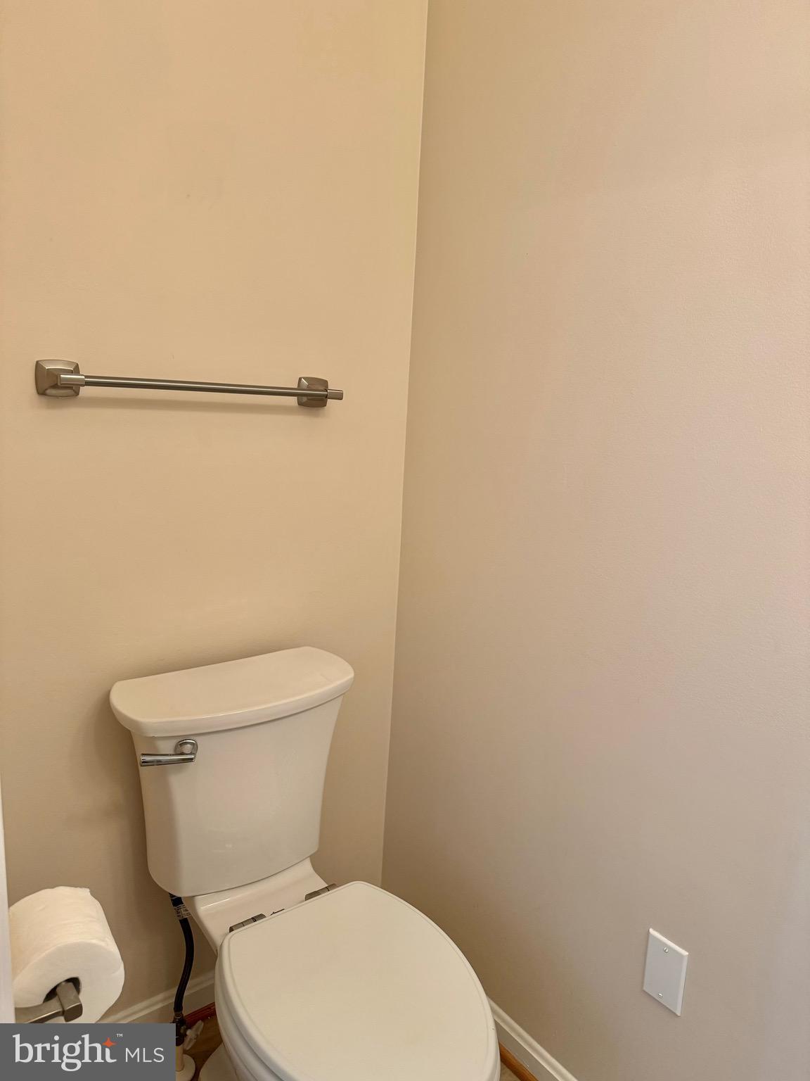 RIVERCHASE - Residential Lease