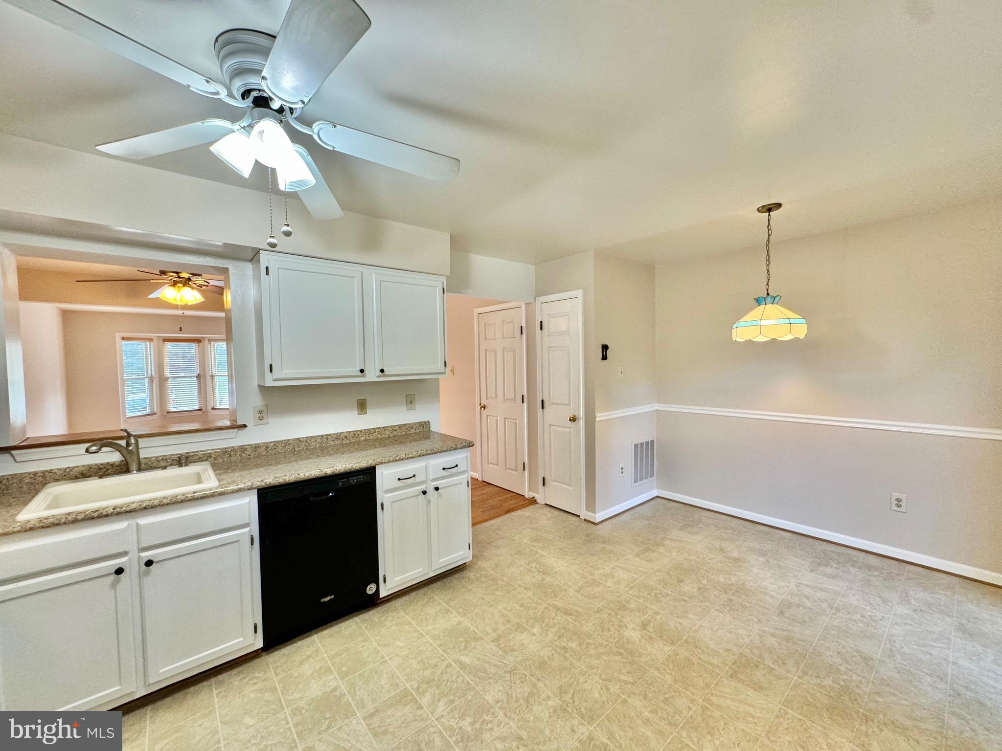 RIVERCHASE - Residential Lease