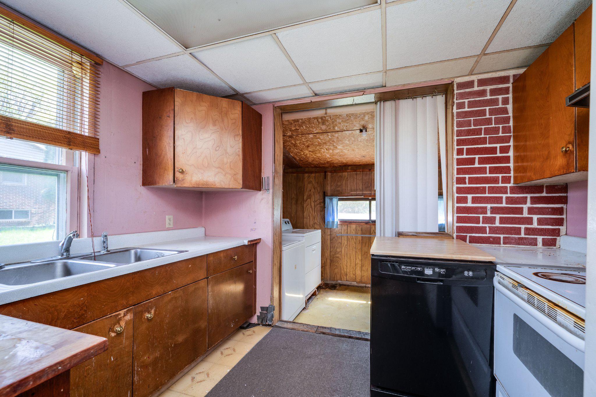 HARRISBURG - Residential