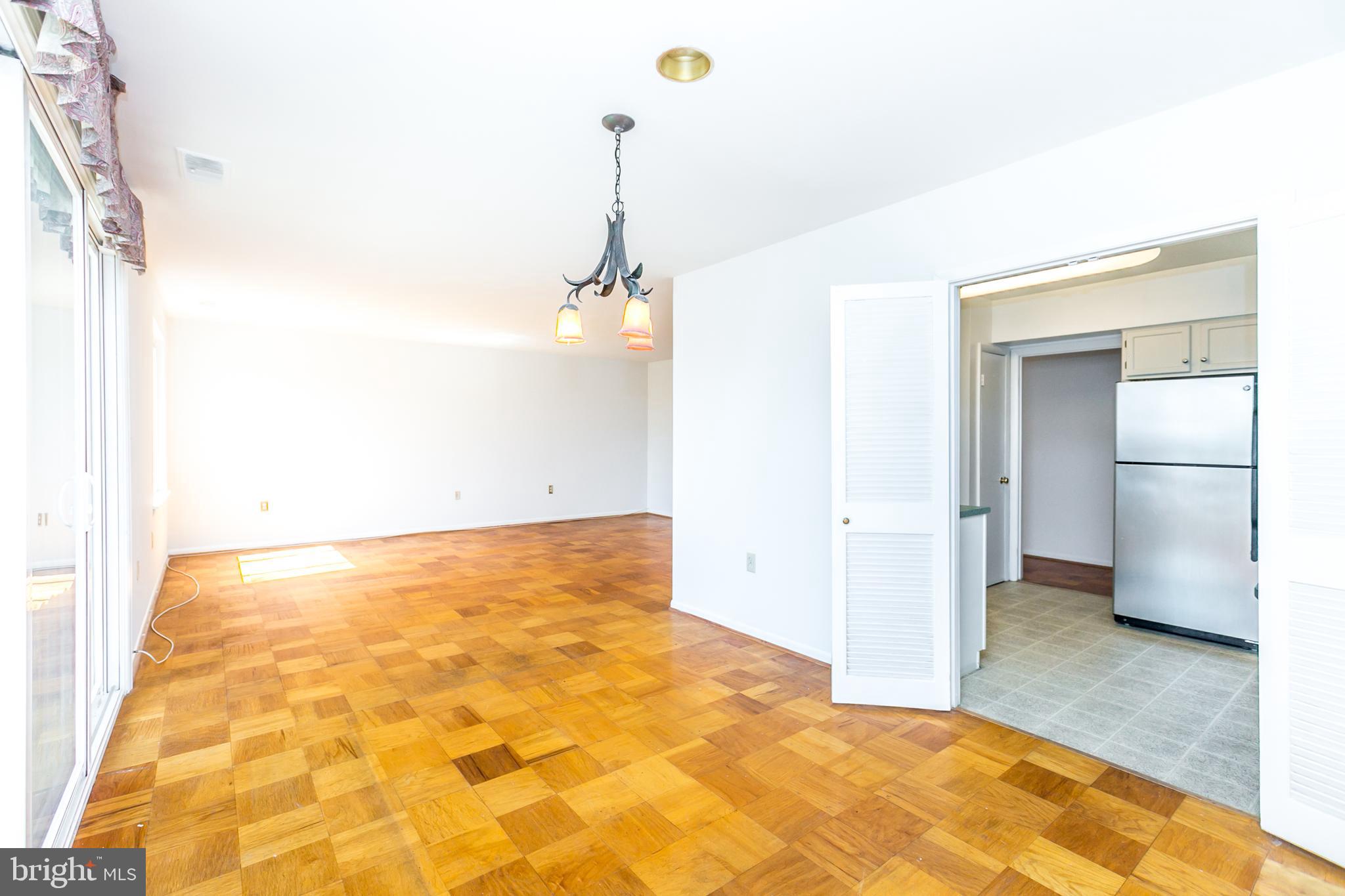 CROSS KEYS - Residential Lease