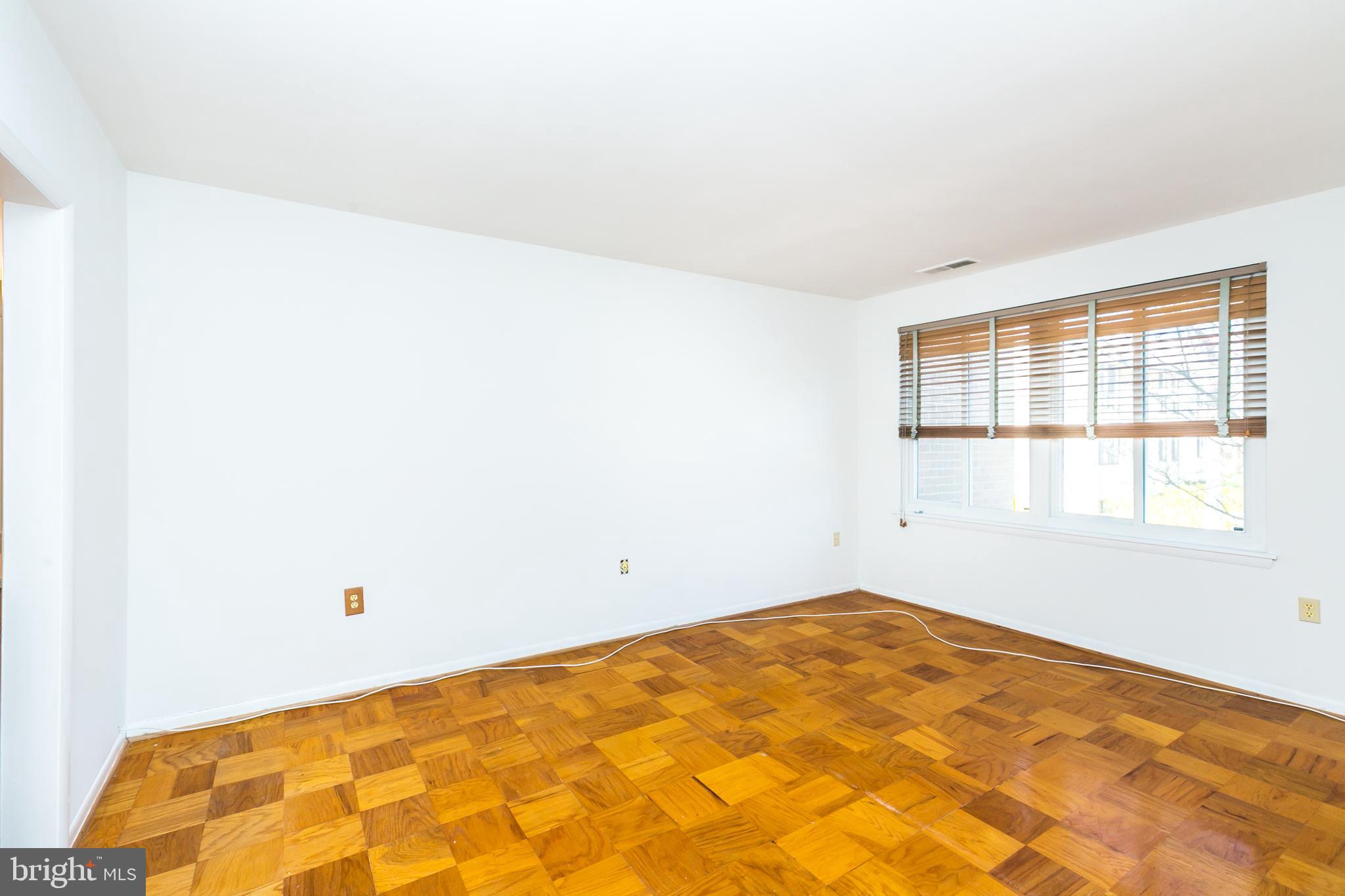 CROSS KEYS - Residential Lease