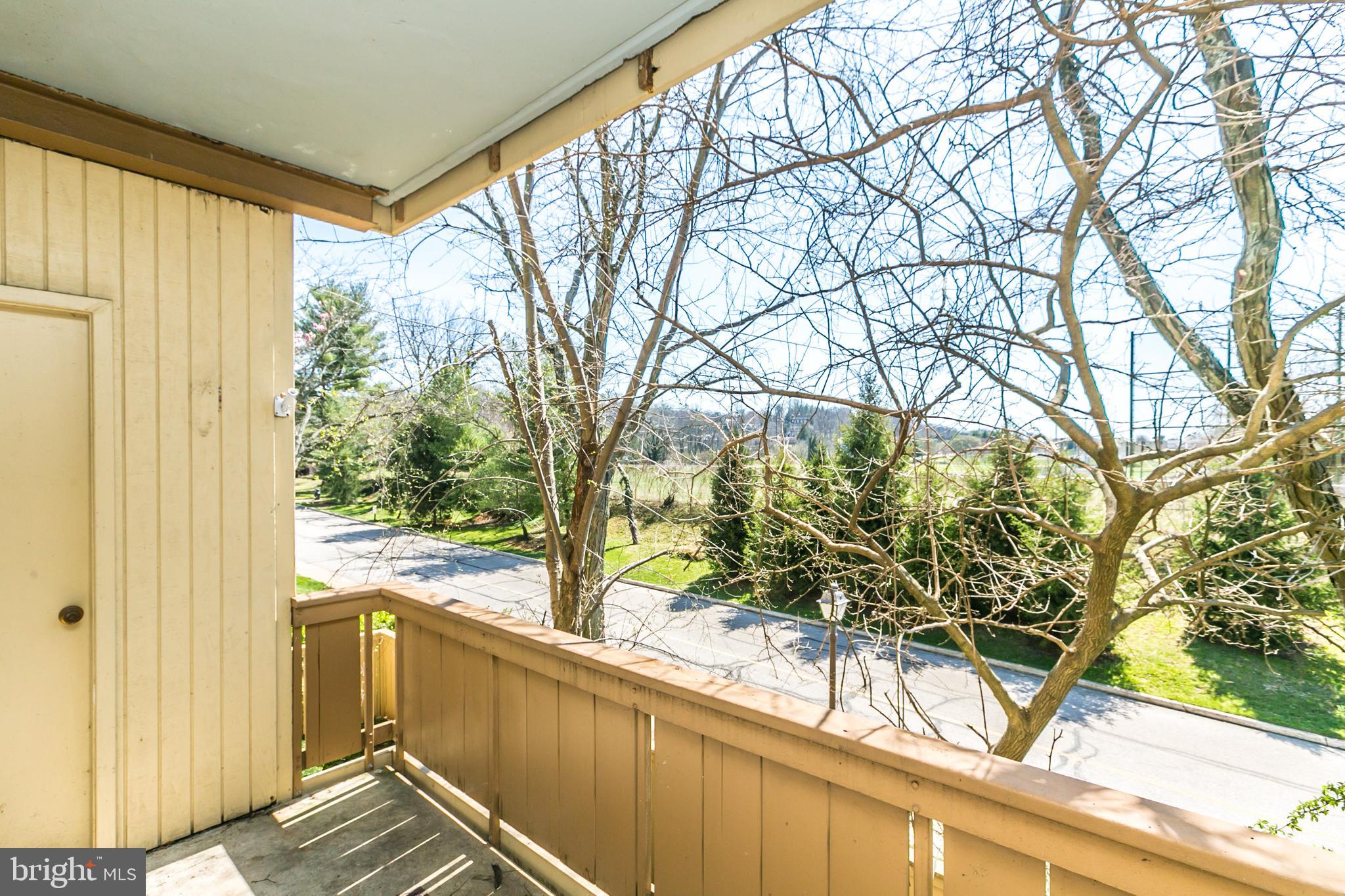 CROSS KEYS - Residential Lease