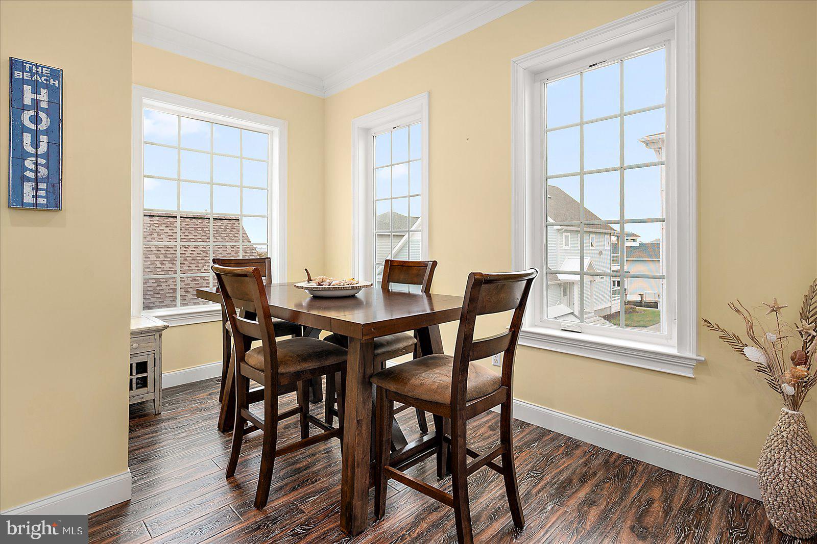 CAPE WINDSOR - Residential