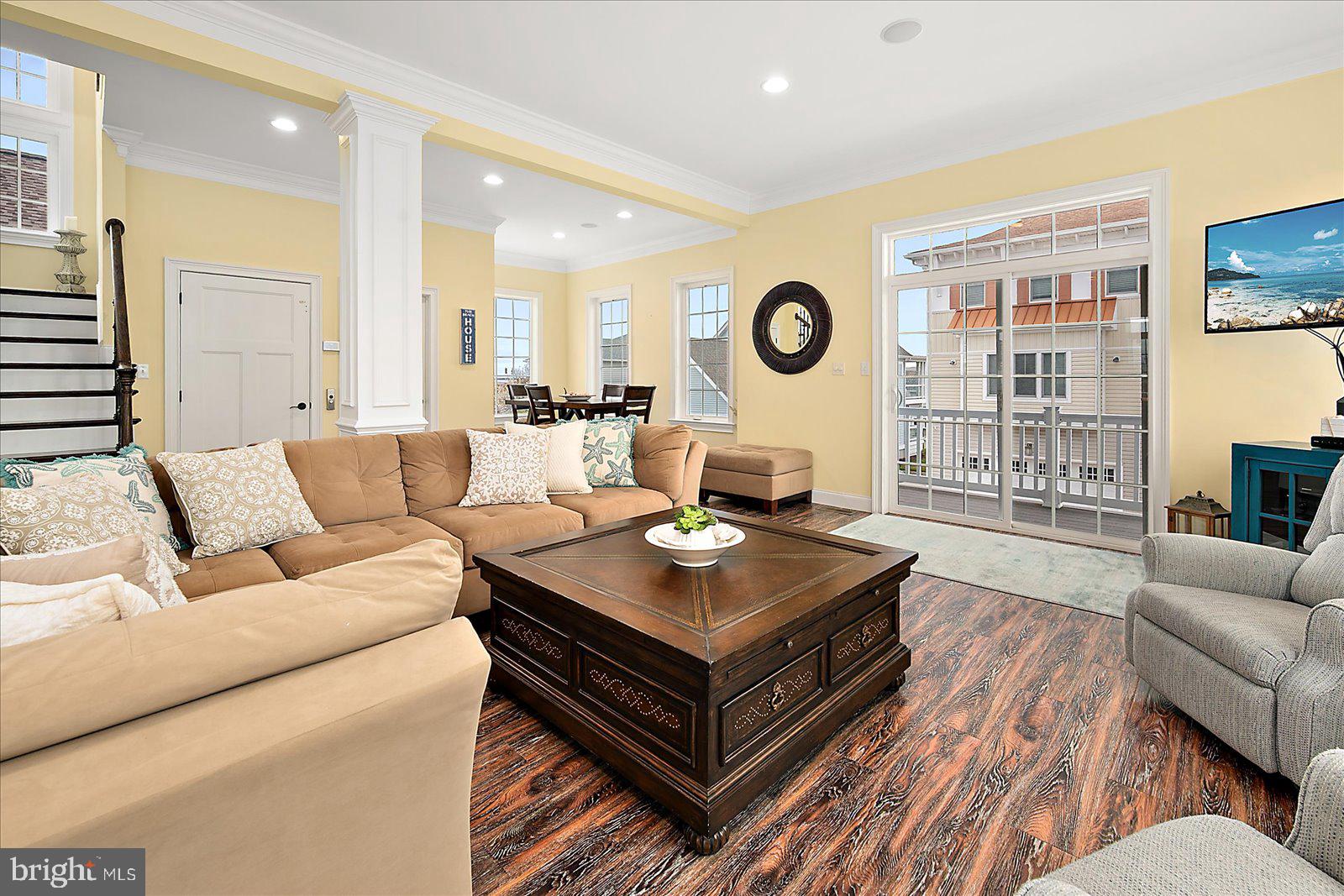 CAPE WINDSOR - Residential