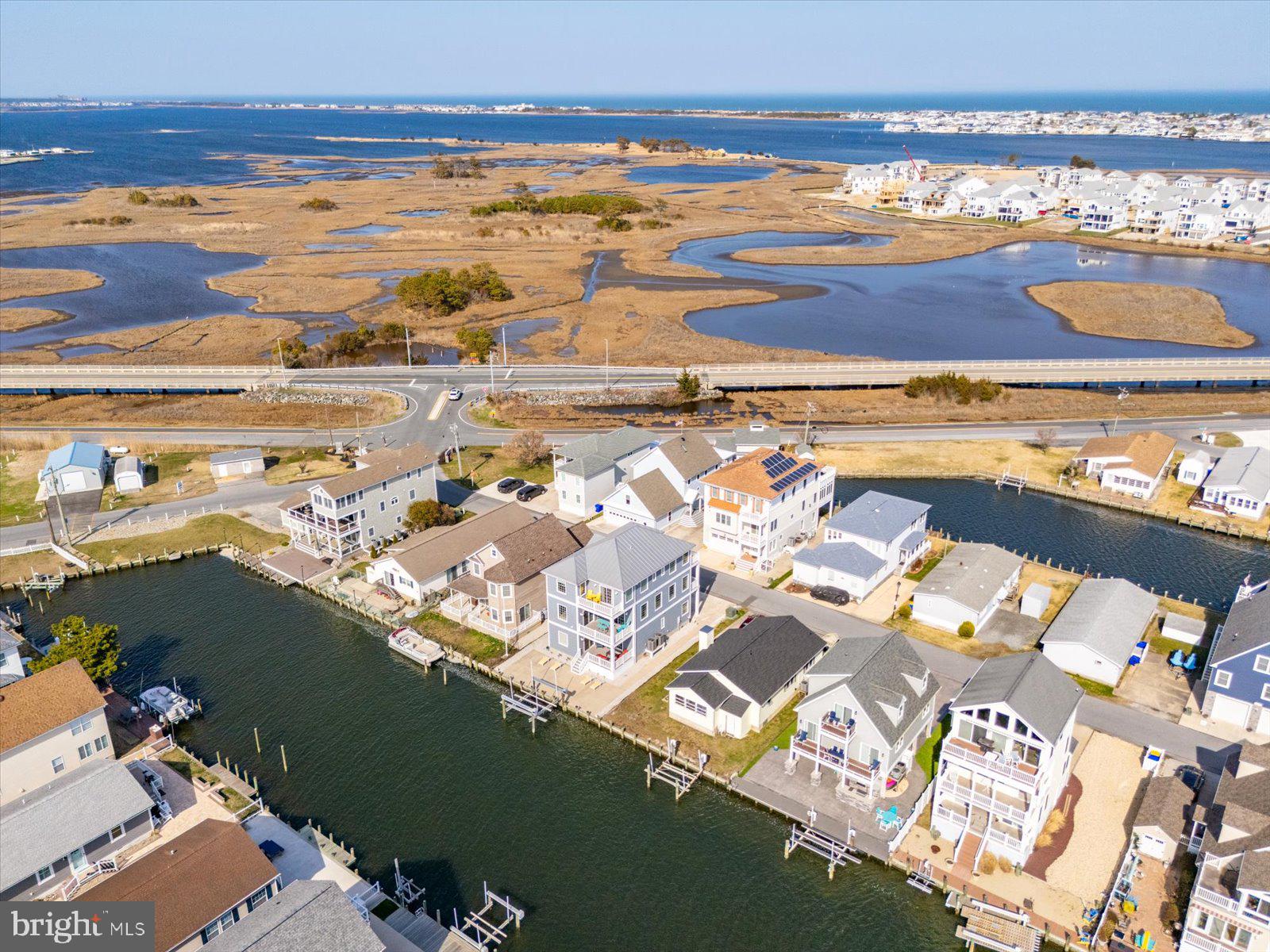 CAPE WINDSOR - Residential