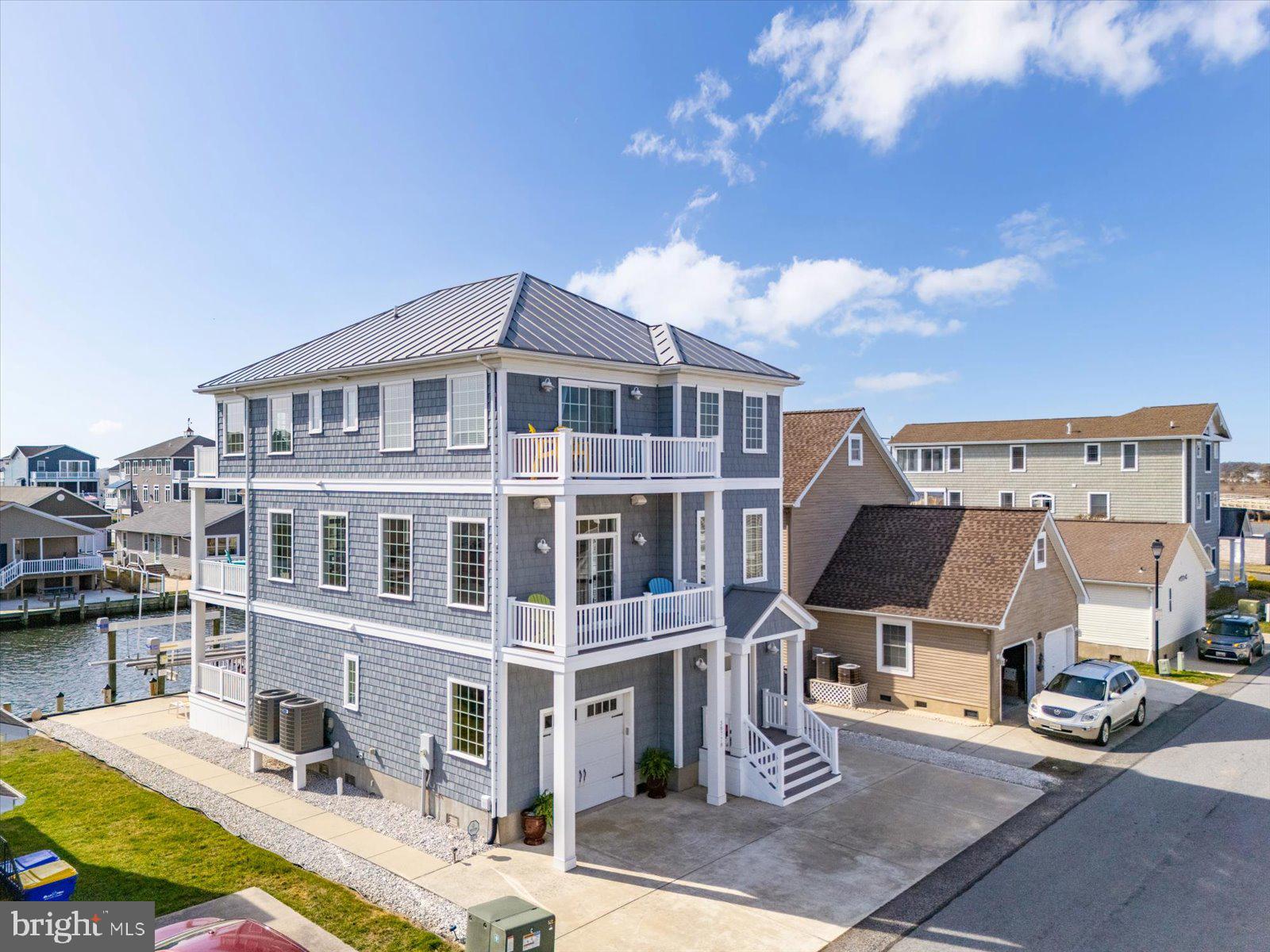 CAPE WINDSOR - Residential