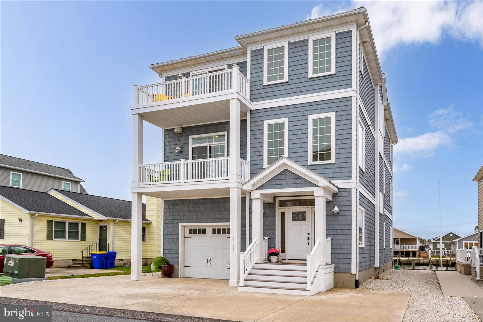 CAPE WINDSOR - Residential