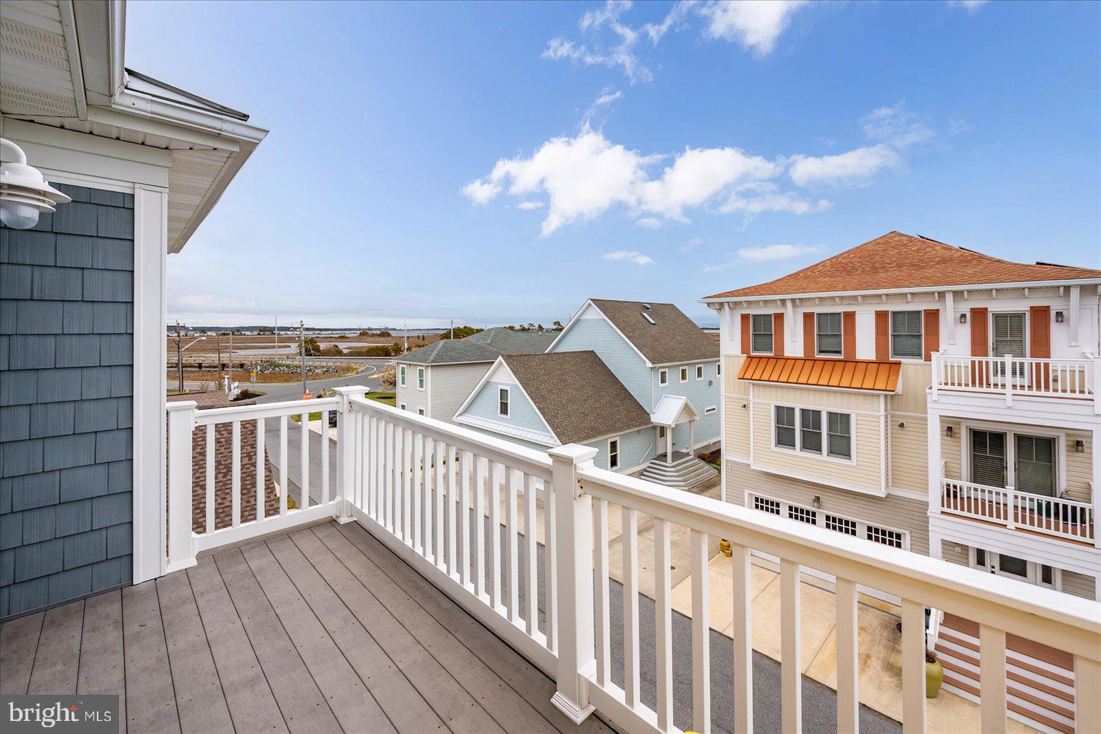 CAPE WINDSOR - Residential