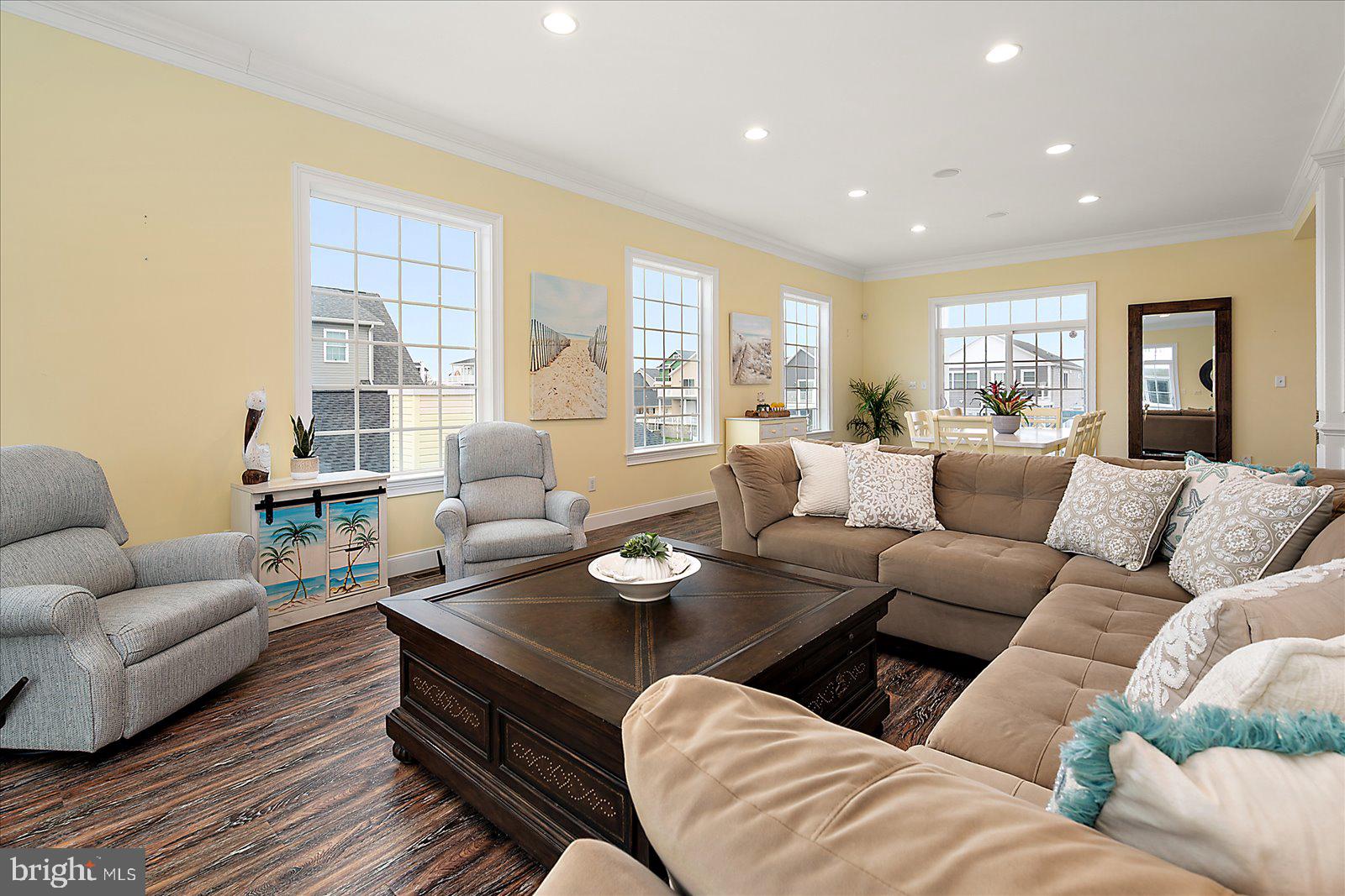 CAPE WINDSOR - Residential