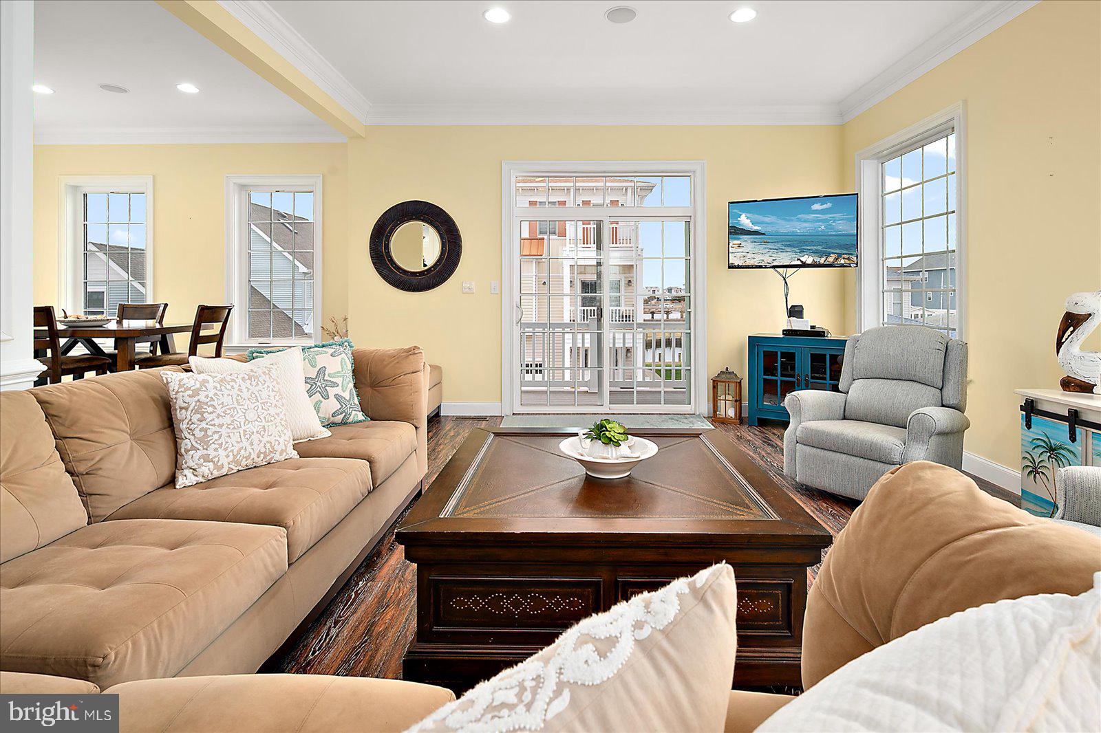 CAPE WINDSOR - Residential