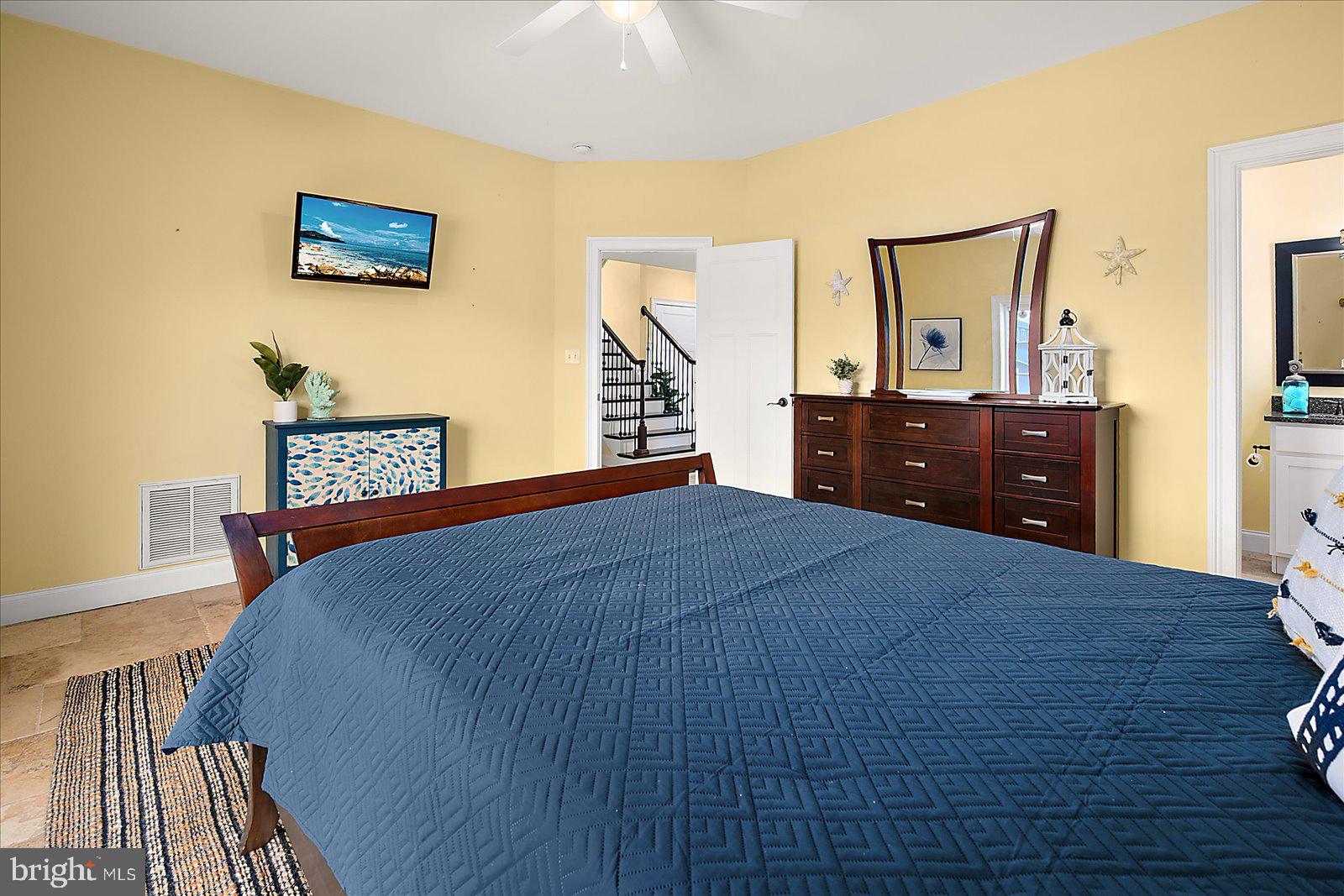 CAPE WINDSOR - Residential